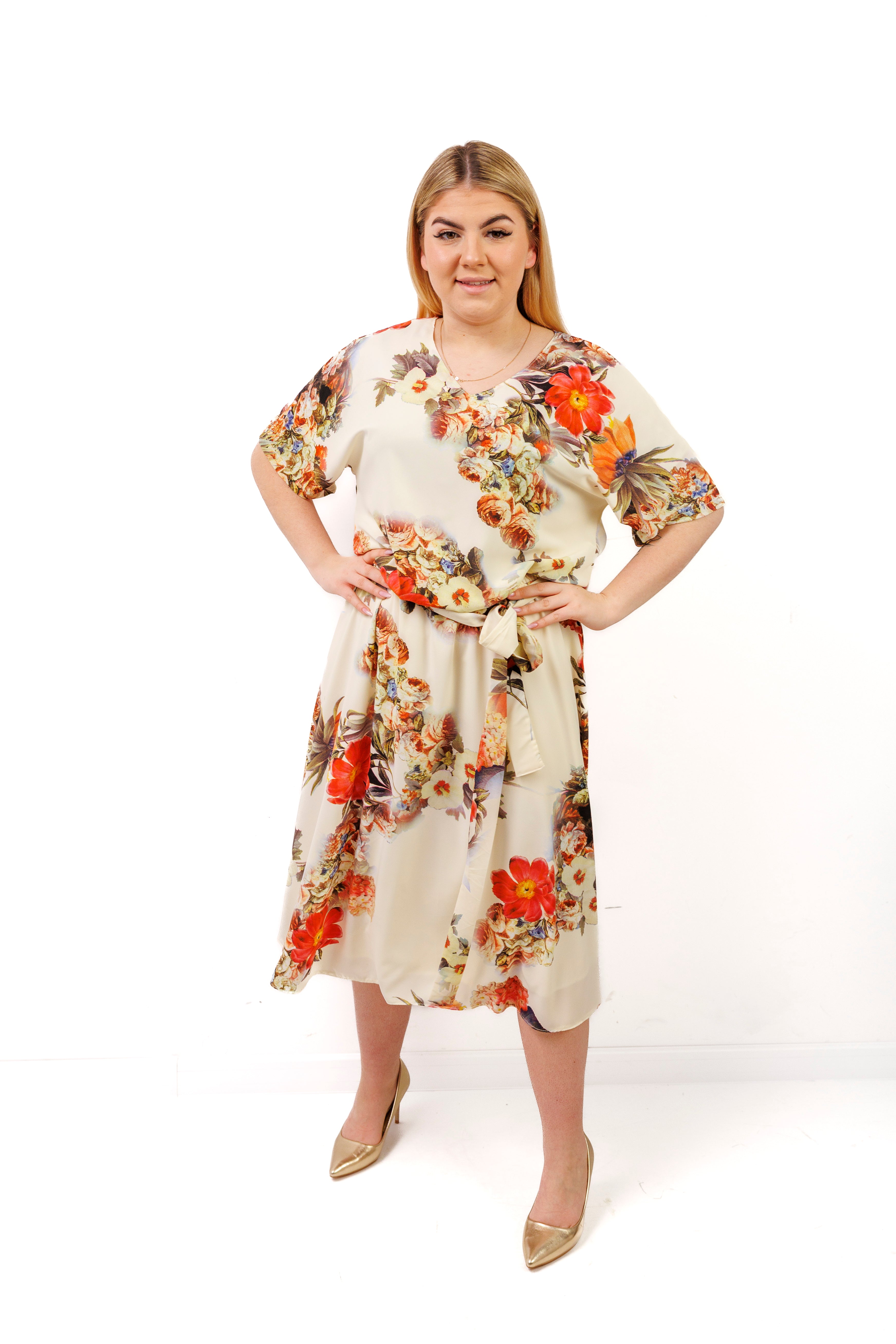 Sukienka jedwabna w kwiaty – duże rozmiary polska produkcja