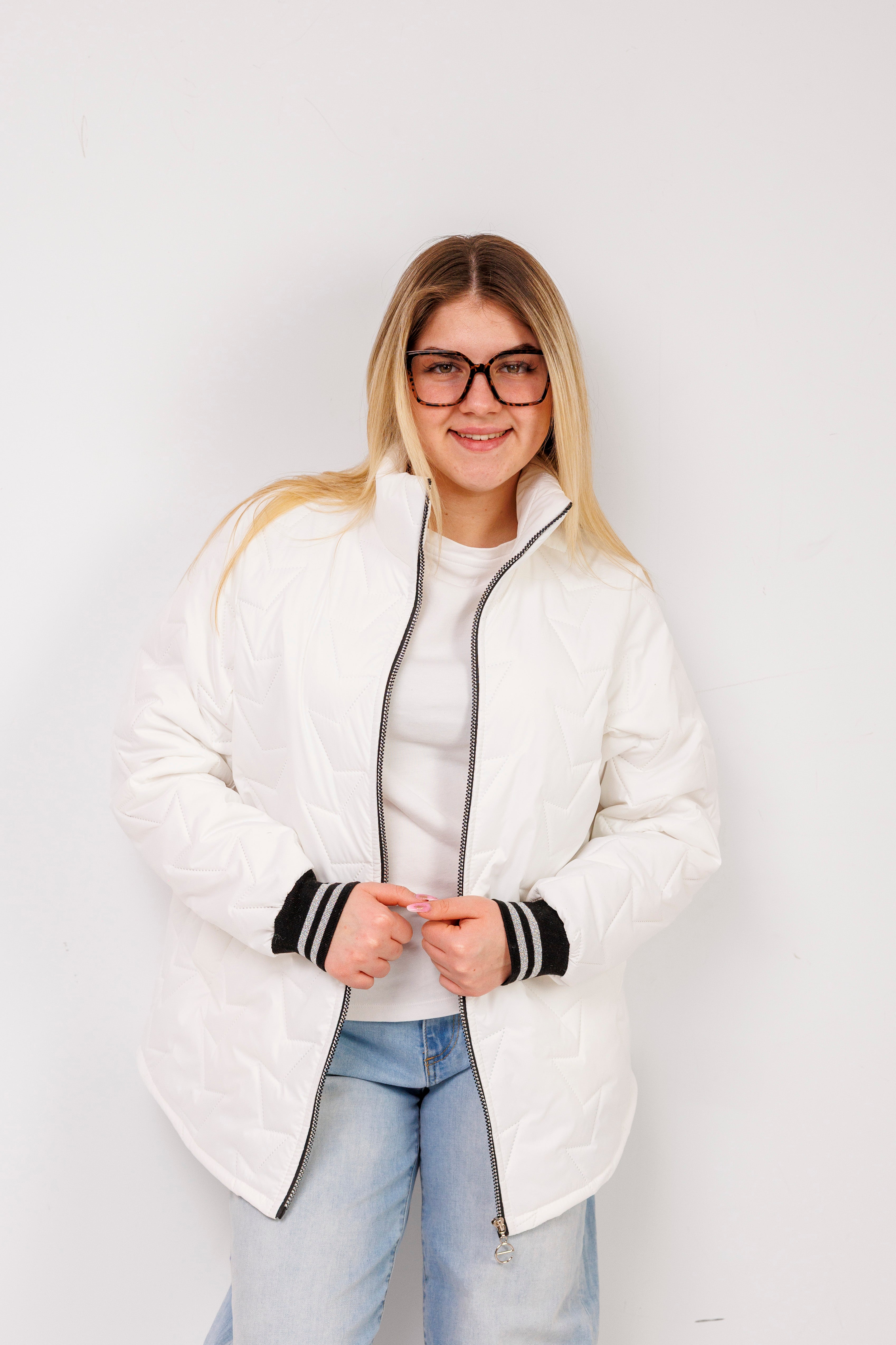 Kurtka ze ściągaczem duże rozmiary – polska produkcja, komfort i styl Krem