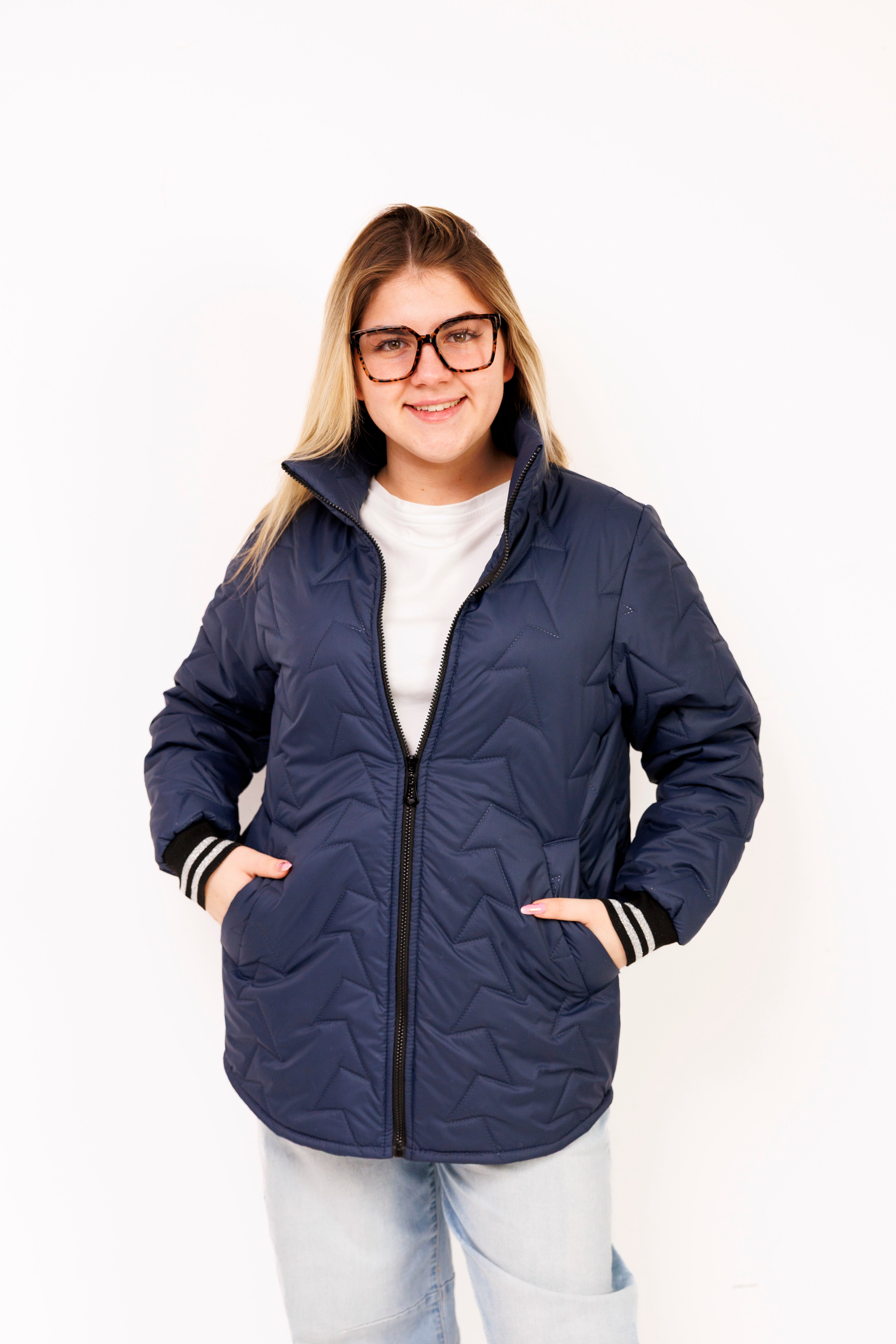 Kurtka ze ściągaczem duże rozmiary – polska produkcja, komfort i styl Granat