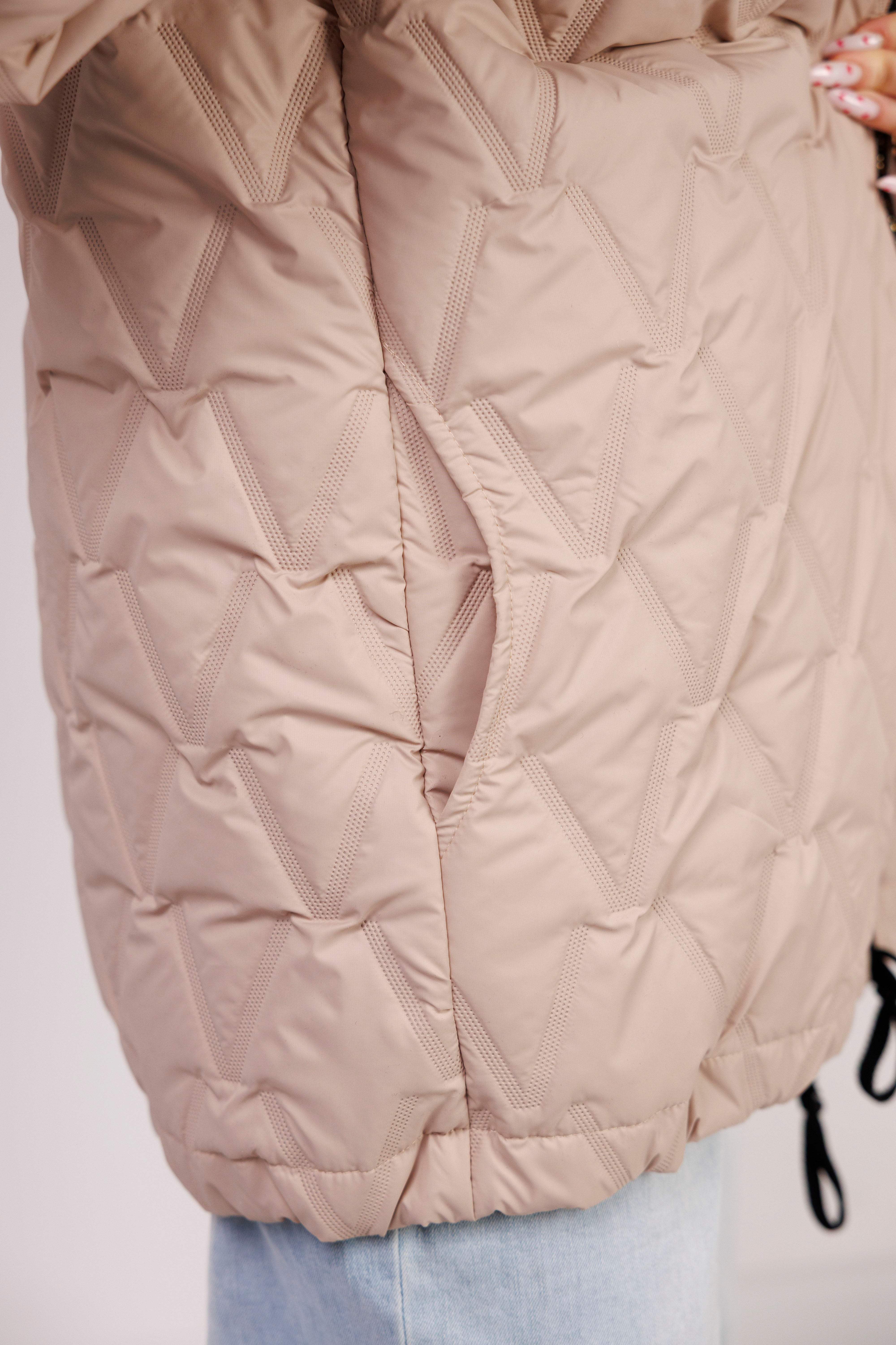 Kurtka Damska Regulowana Sznurkami Polska Produkcja Duże Rozmiary Beż