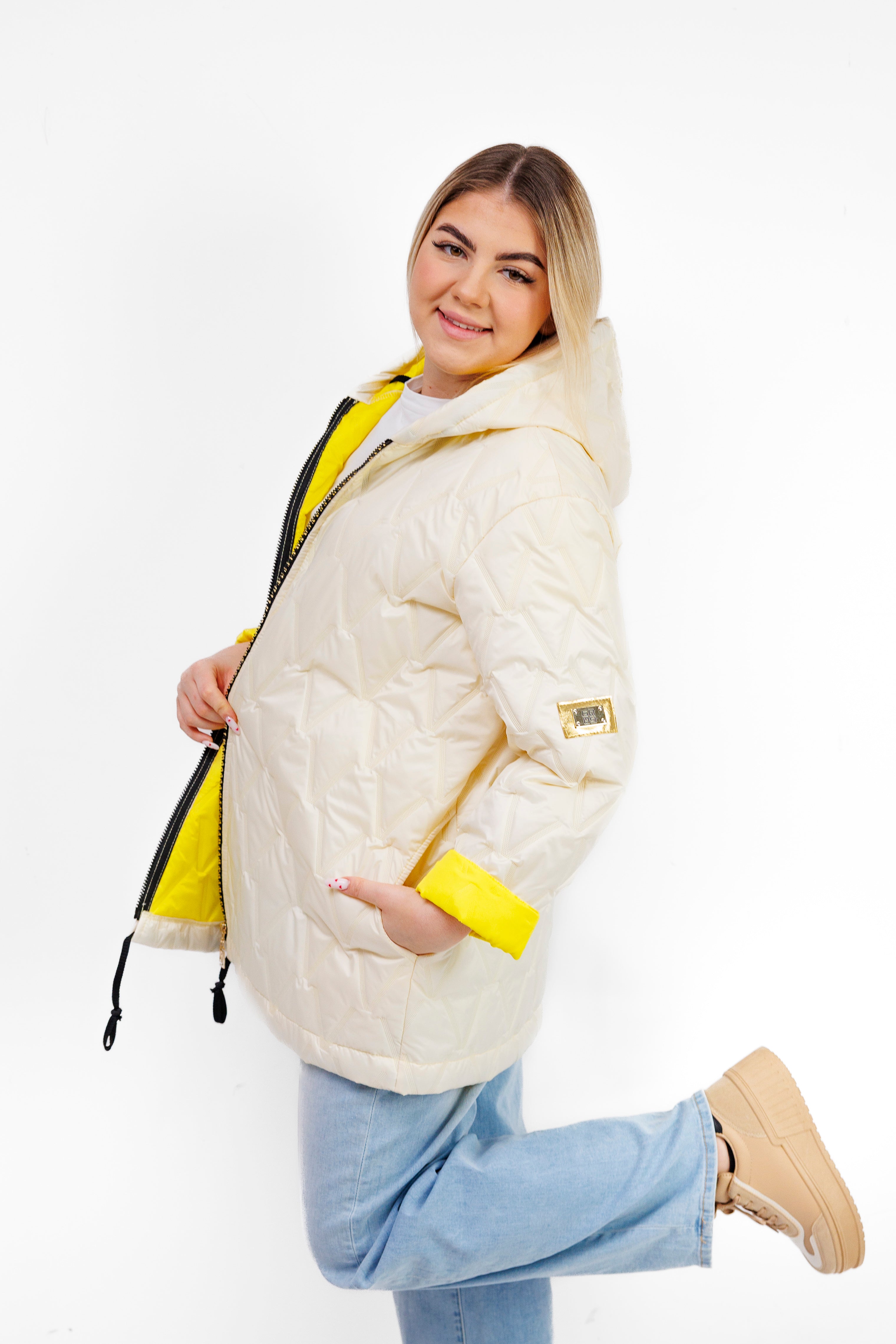 Kurtka Damska Regulowana Sznurkami Polska Produkcja Duże Rozmiary Żółty