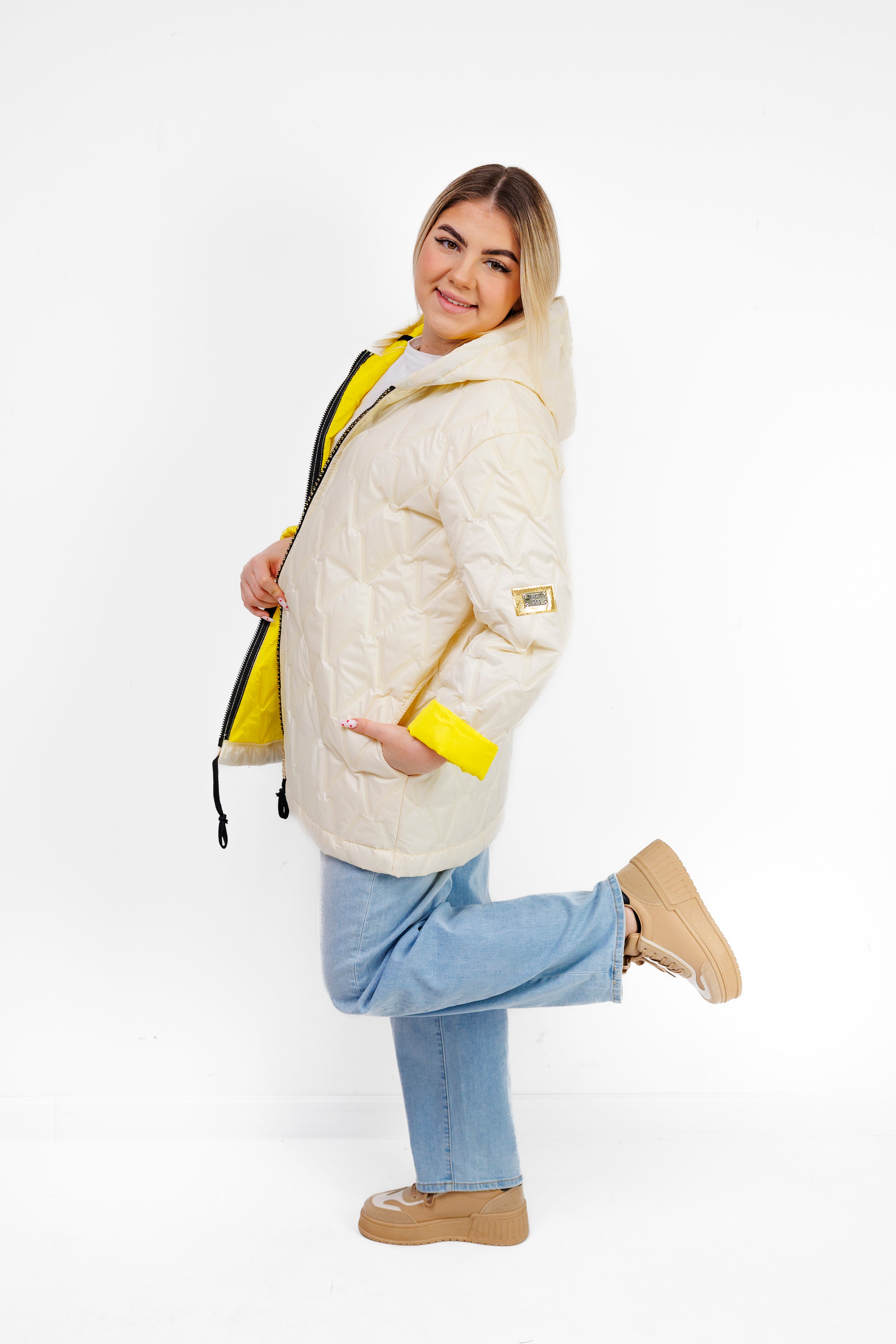 Kurtka Damska Regulowana Sznurkami Polska Produkcja Duże Rozmiary Żółty