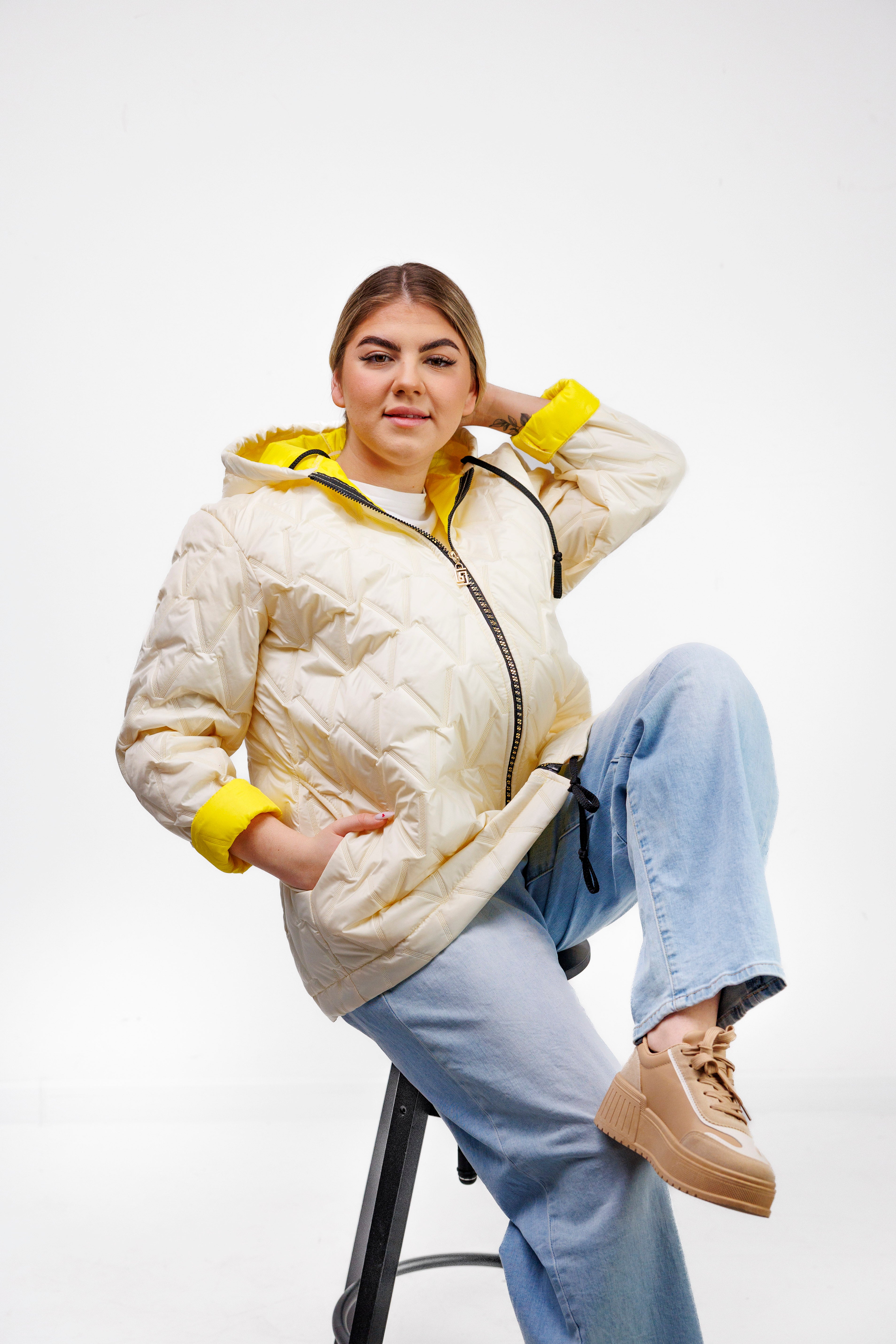 Kurtka Damska Regulowana Sznurkami Polska Produkcja Duże Rozmiary Żółty