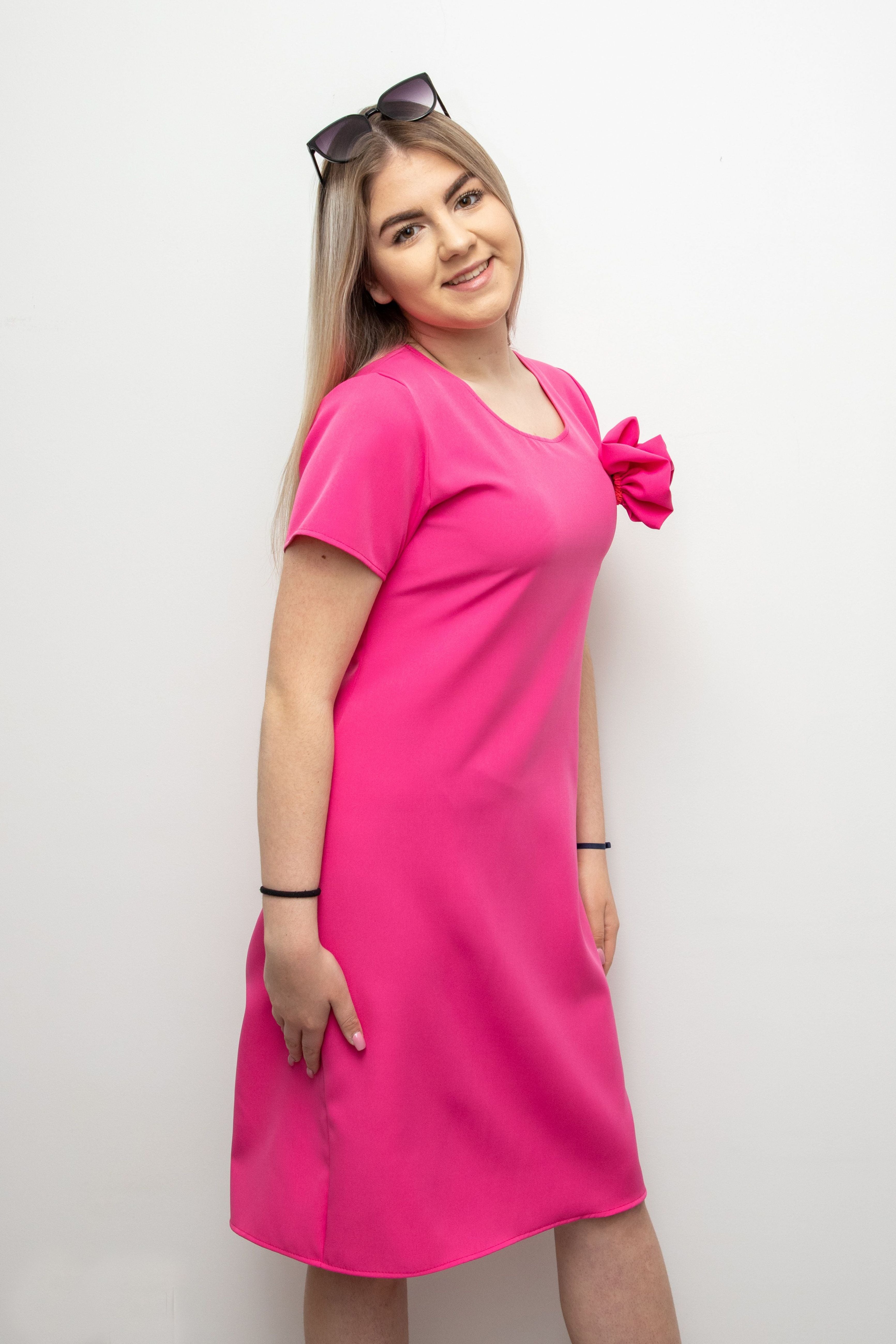 Elegancka sukienka damska z różą Fuksja