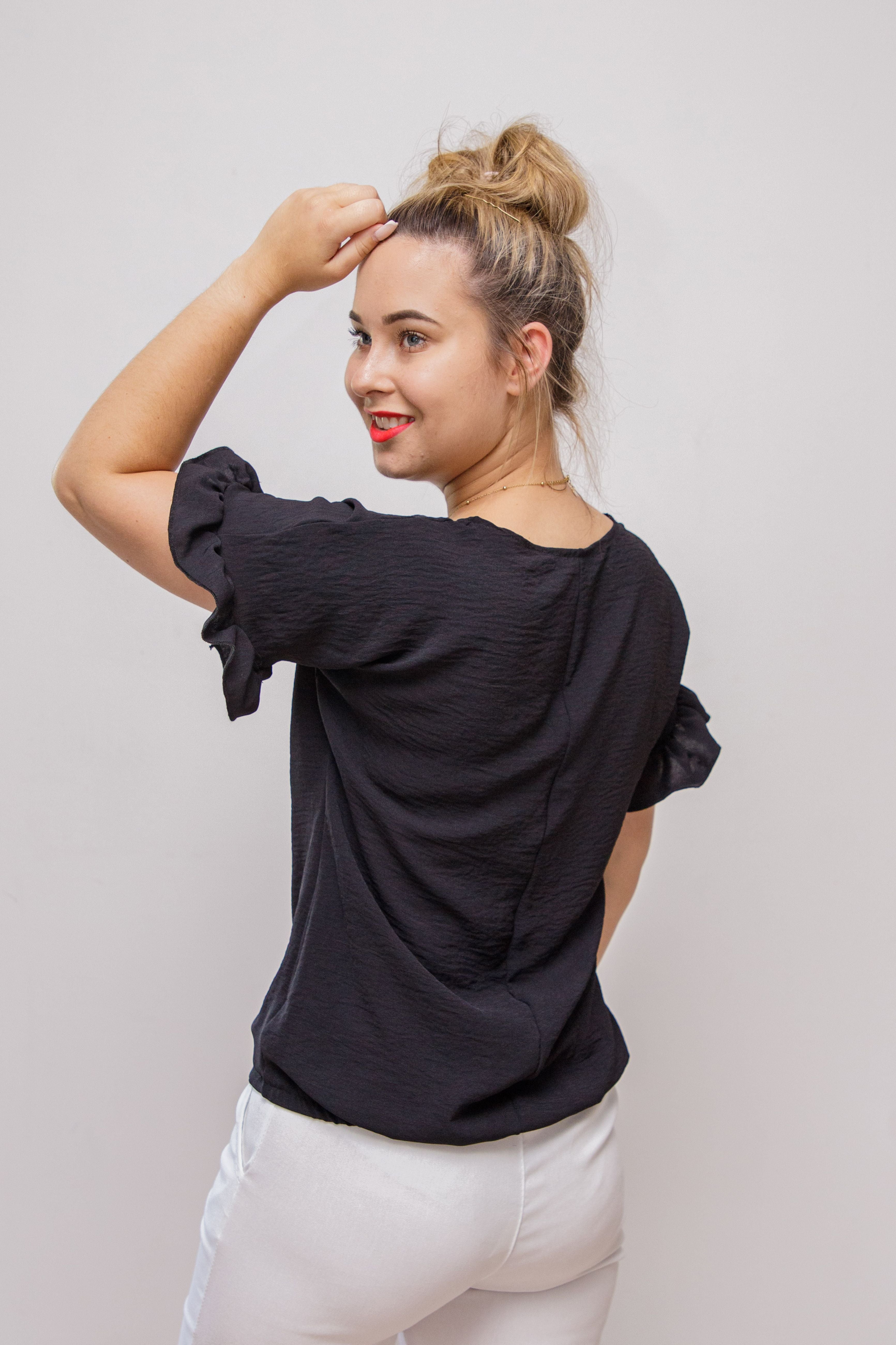 Modna elegancka luźna bluzka z krótkim rękawem Czarny