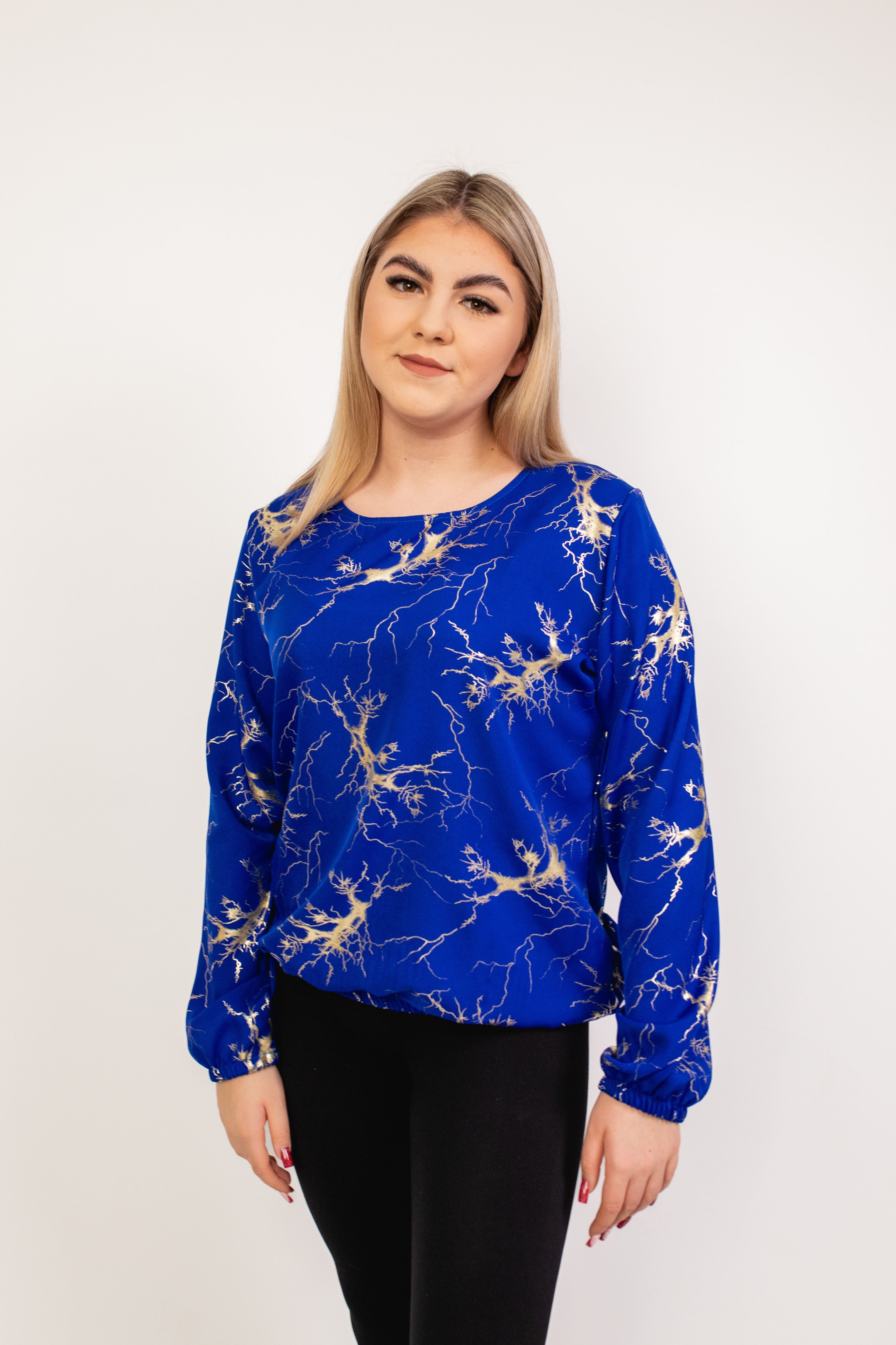 Elegancka wygodna bluzka z długim rękawem Chaber