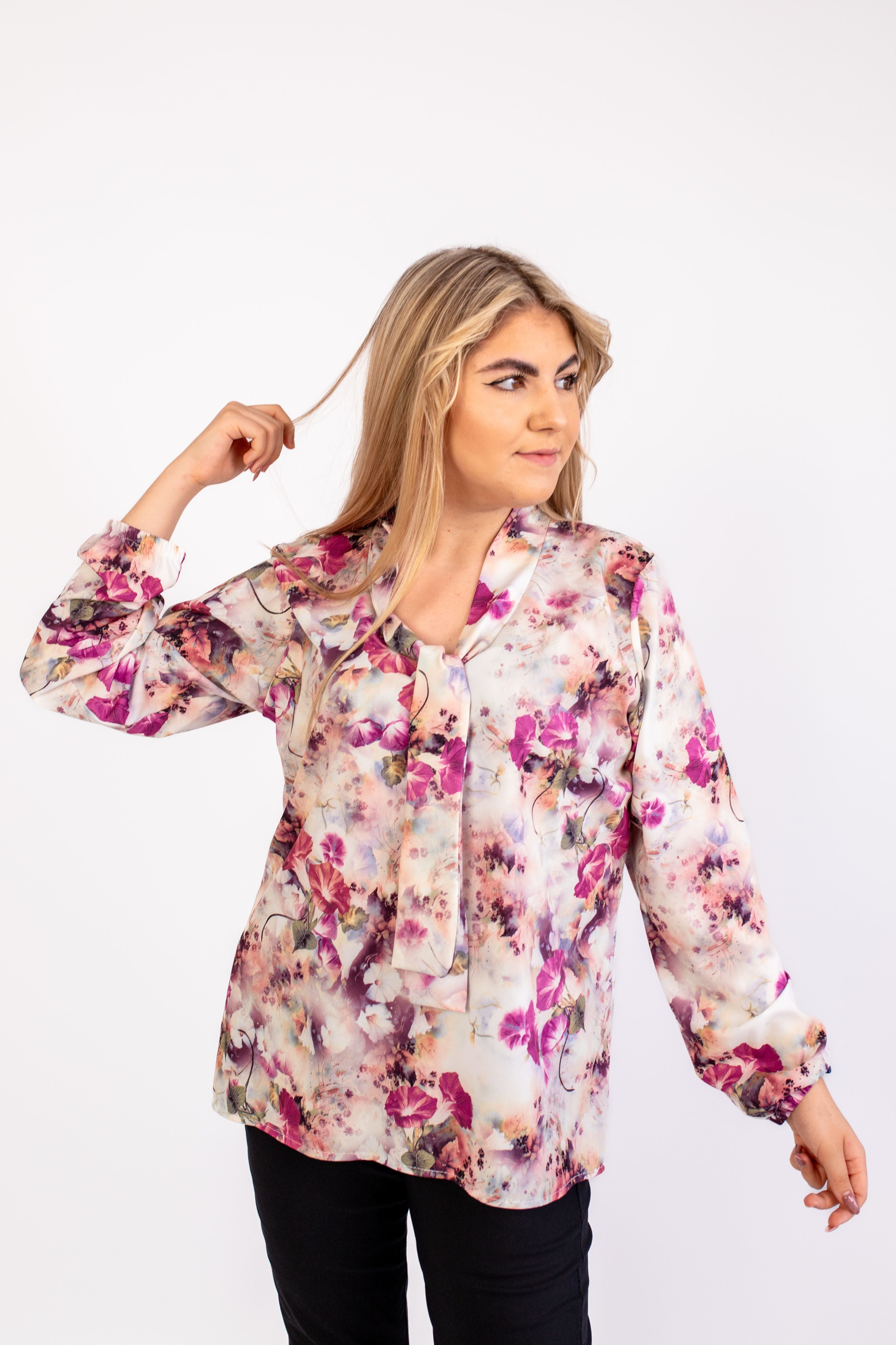 Elegancka modna szykowna bluzka z krawatem Wzór 3