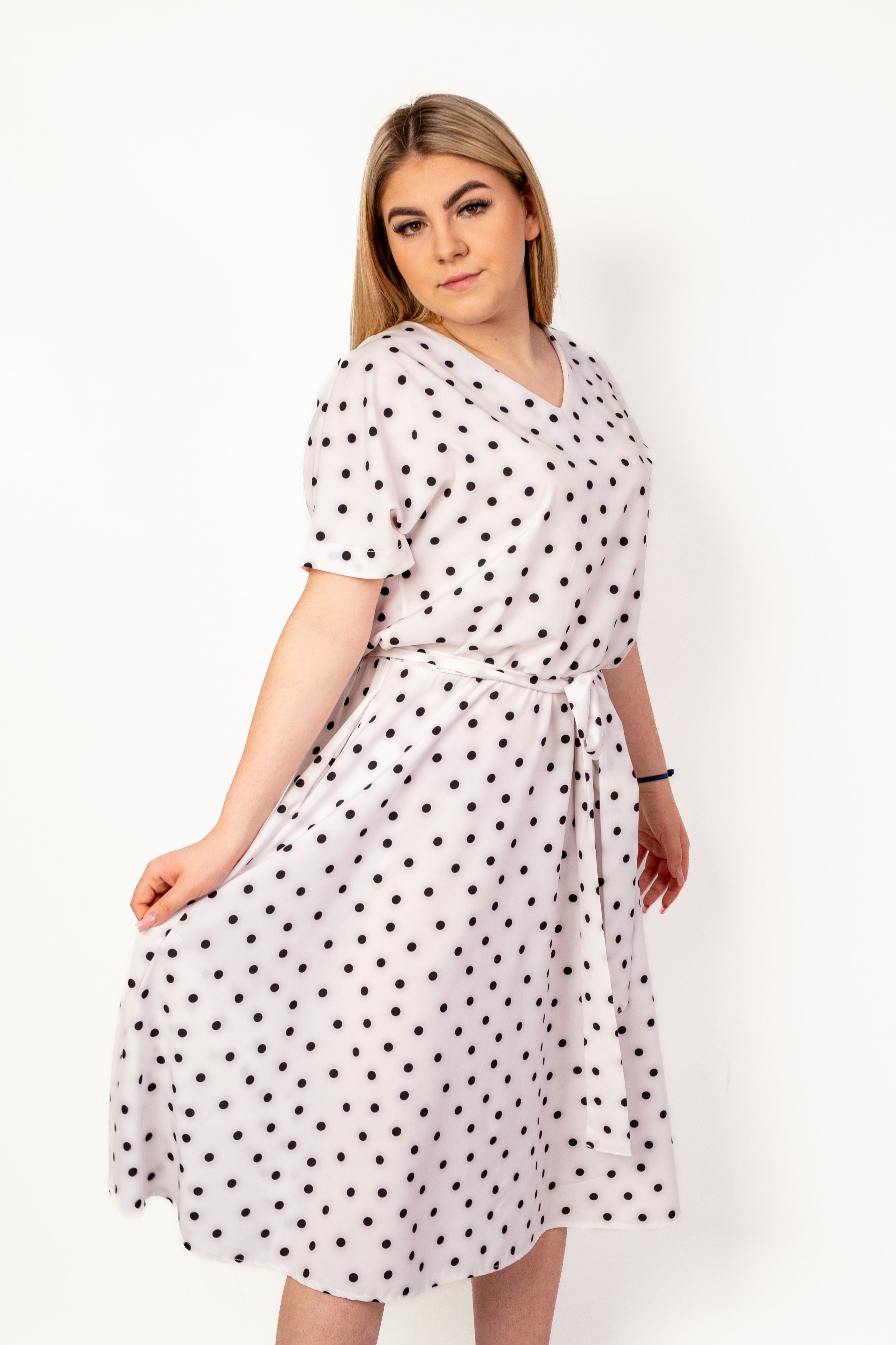 Zwiewna elegancka sukienka damska półkoło Wzór 1