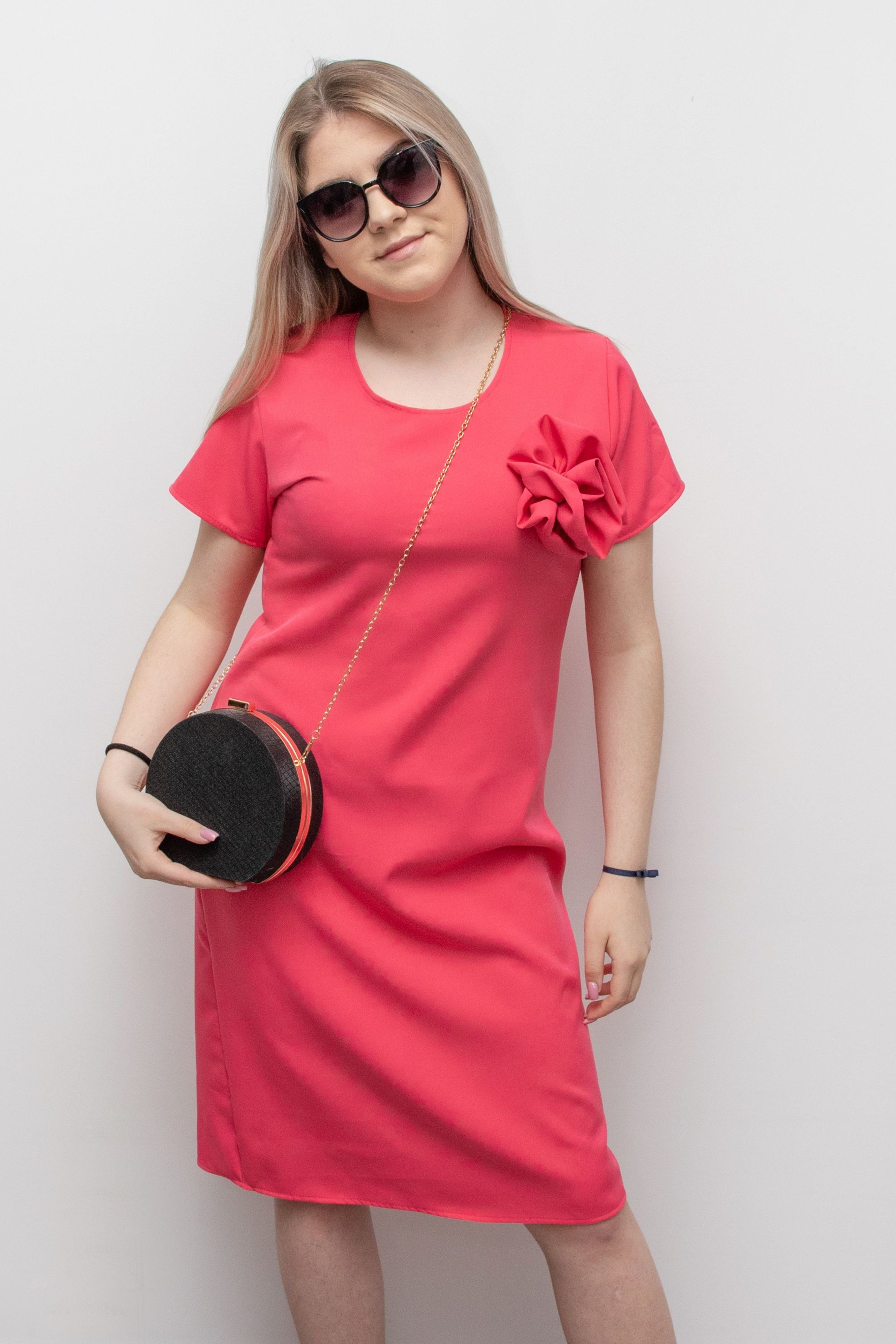 Elegancka sukienka damska z różą Malina