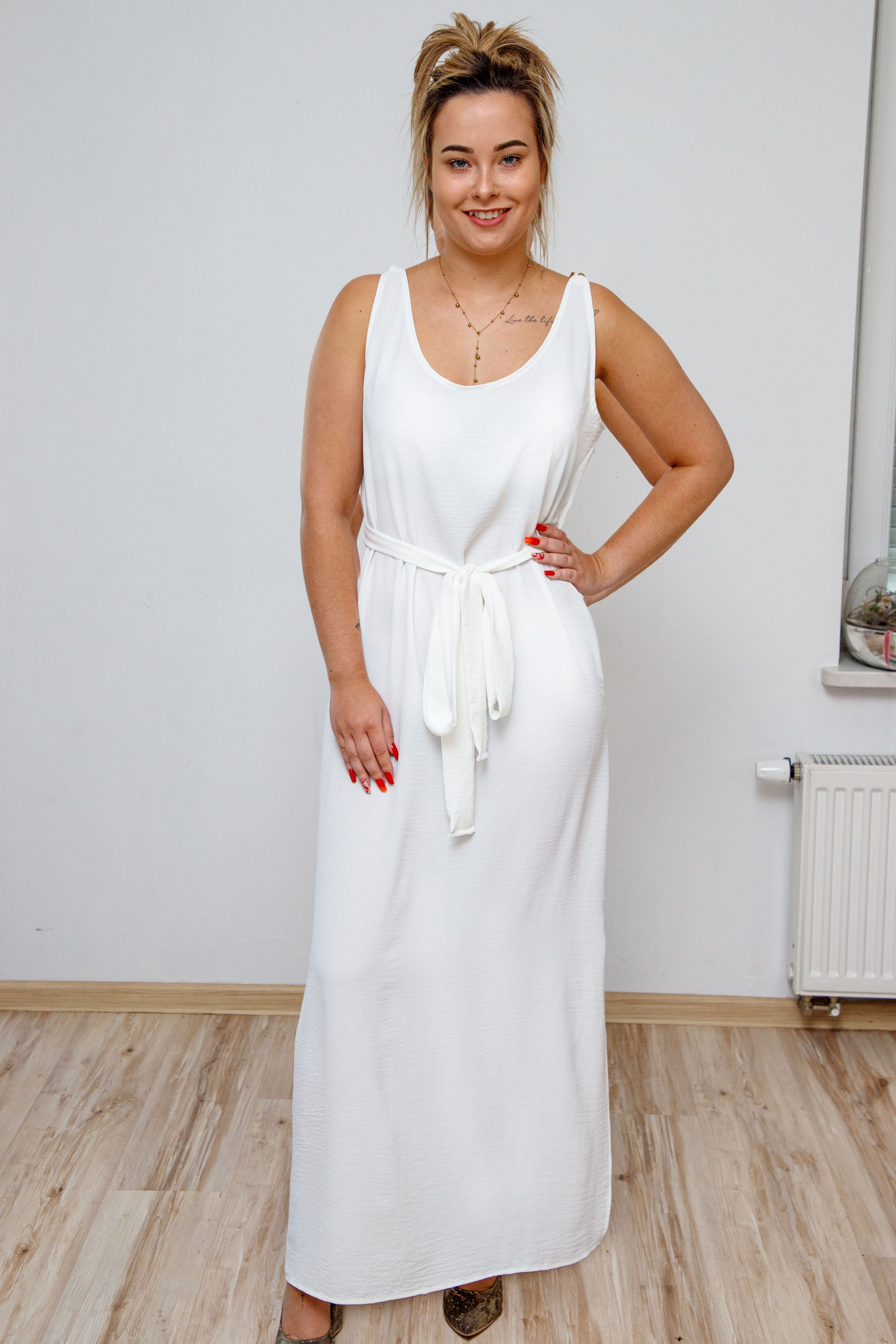 Elegancka modna szykowna letnia sukienka Krem