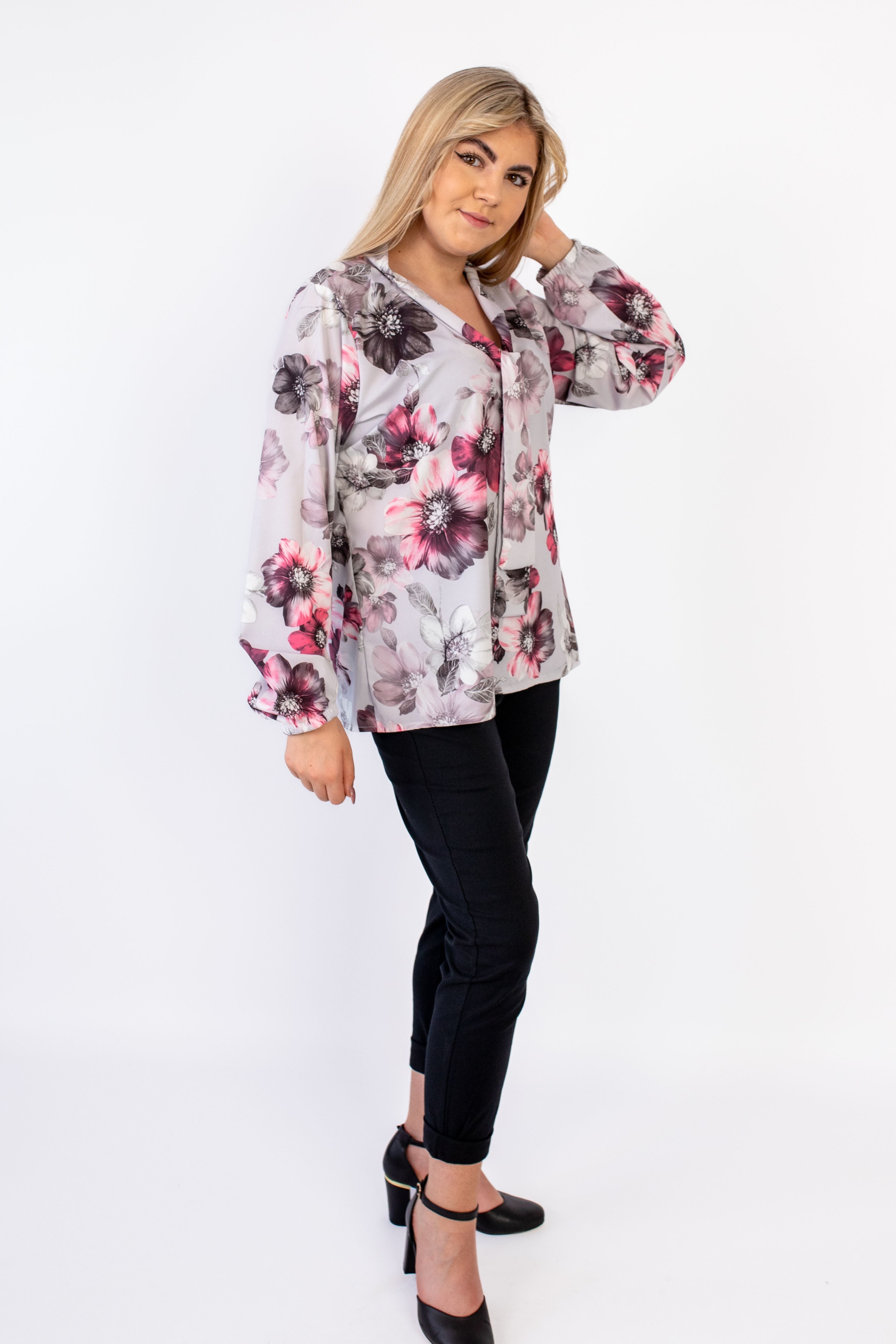 Elegancka modna szykowna bluzka z krawatem Wzór 1