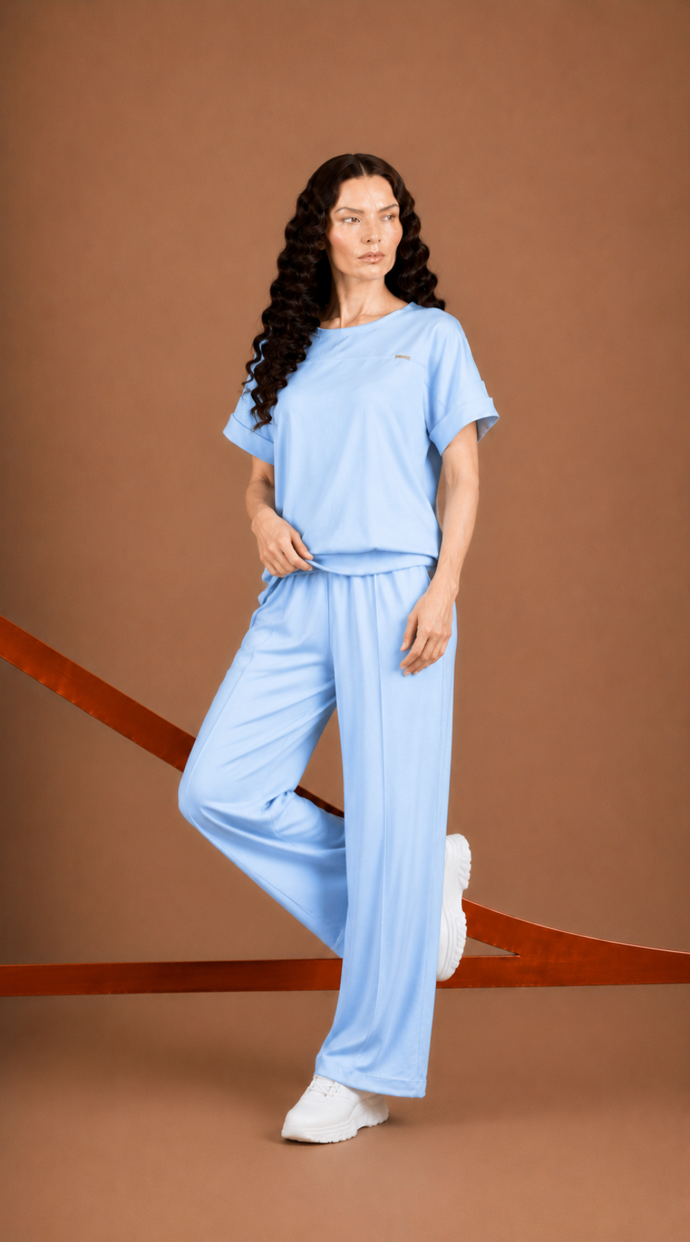 Komplet damski plus size z szerokimi spodniami – bluzka i spodnie Polska produkcja Błękit