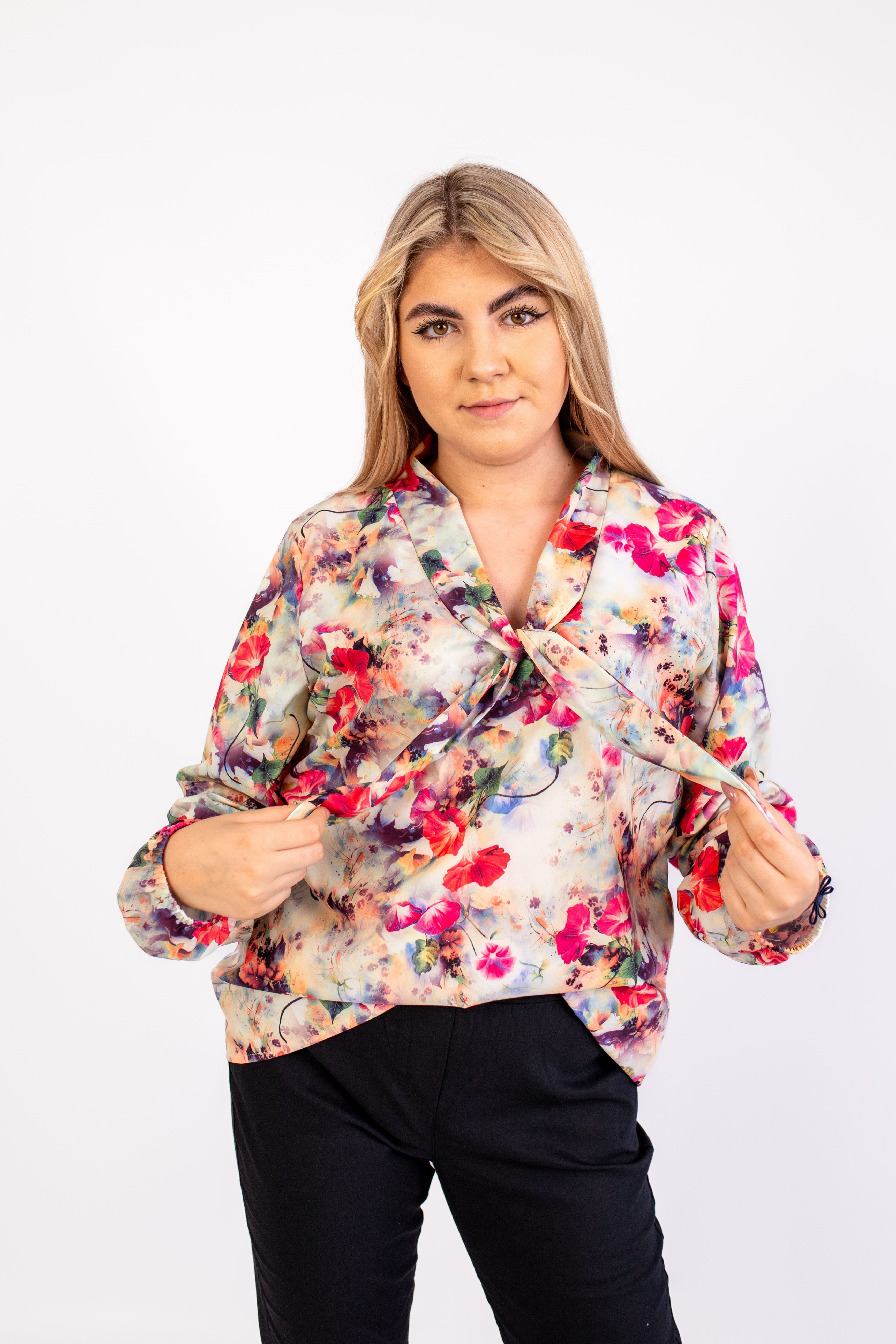 Elegancka modna szykowna bluzka z krawatem Wzór 2