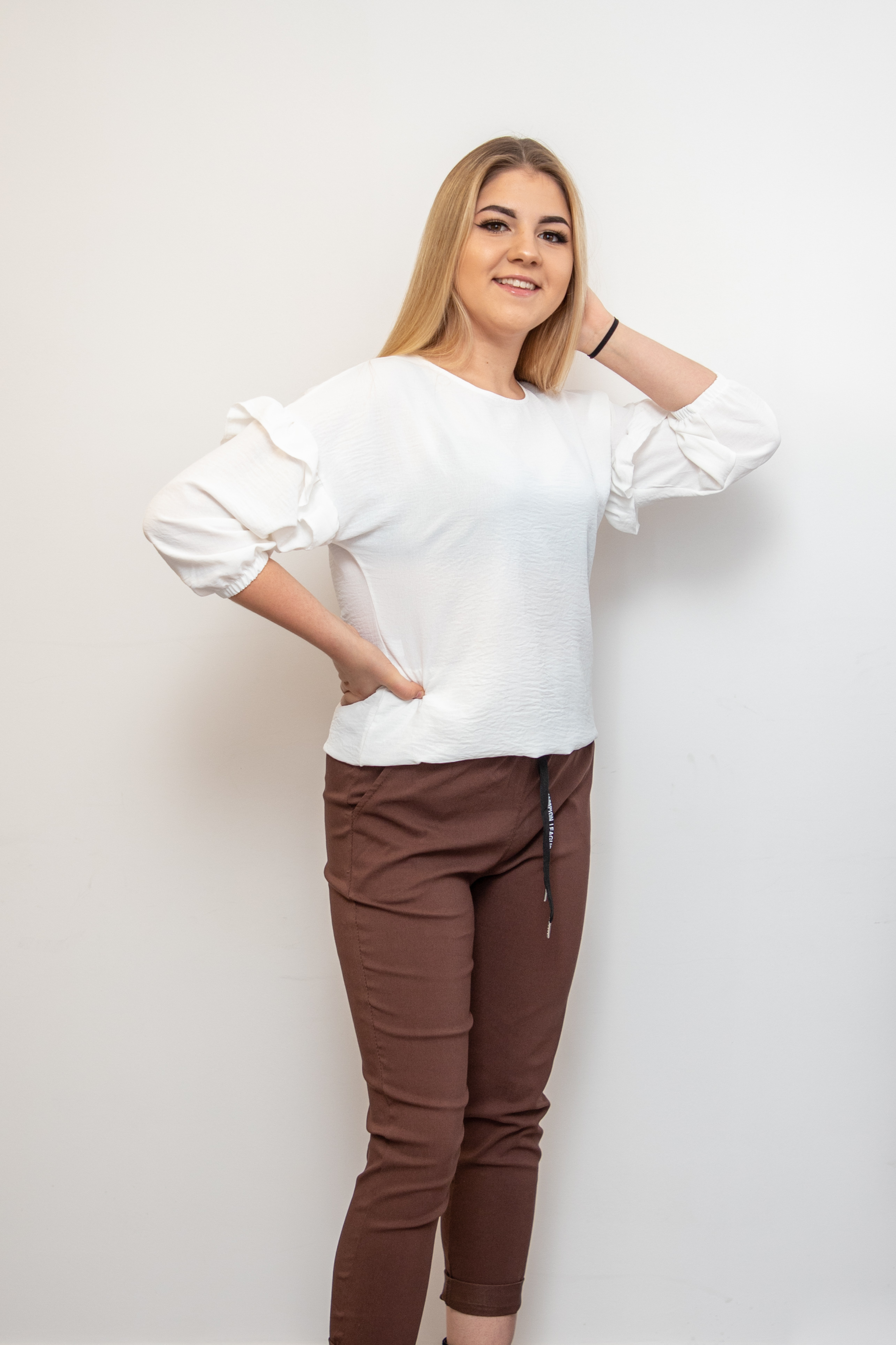 Blzuka przewiewna elegancko-sportowa długi rękaw Krem