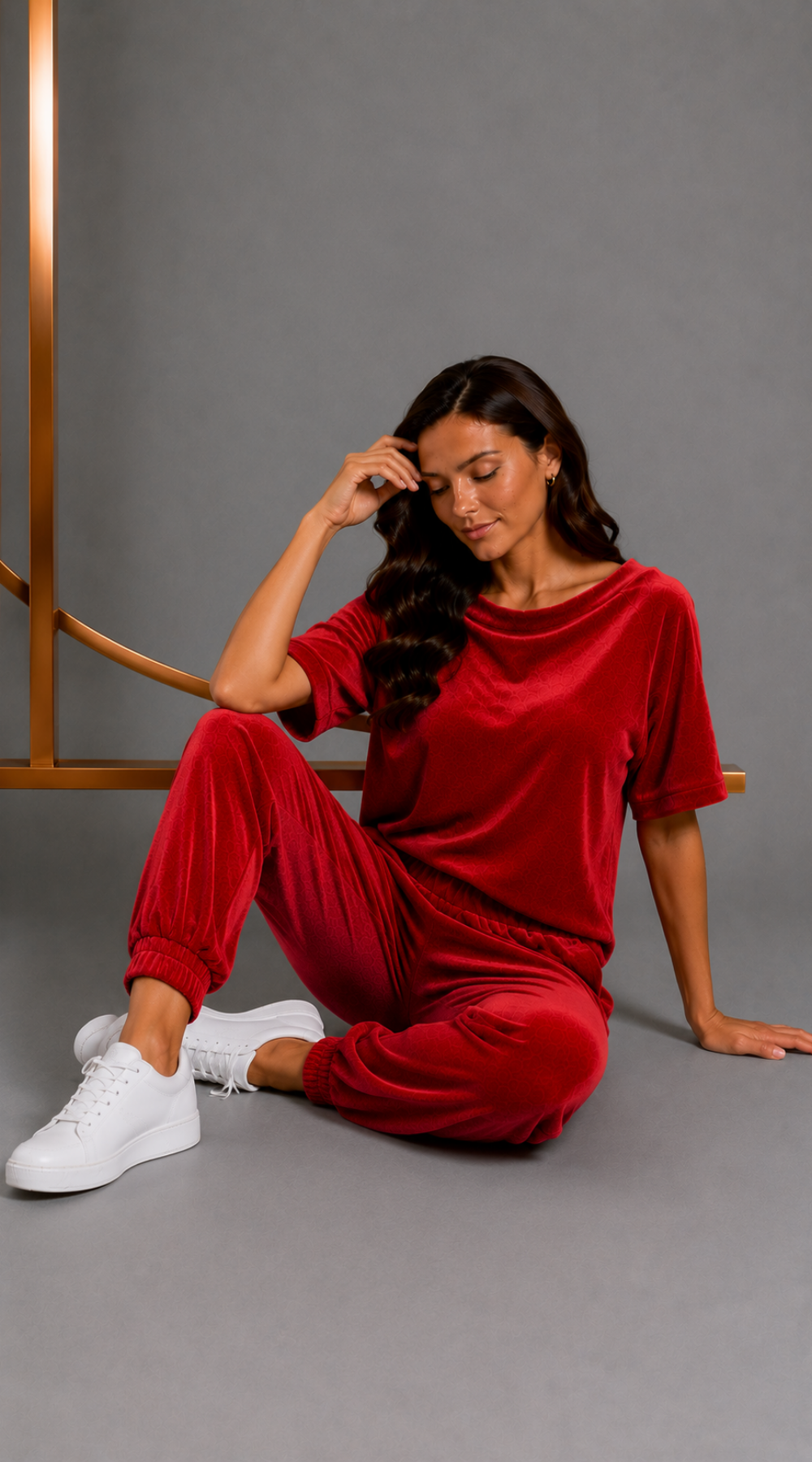 Wygodny elegancki dres damski Czerwony