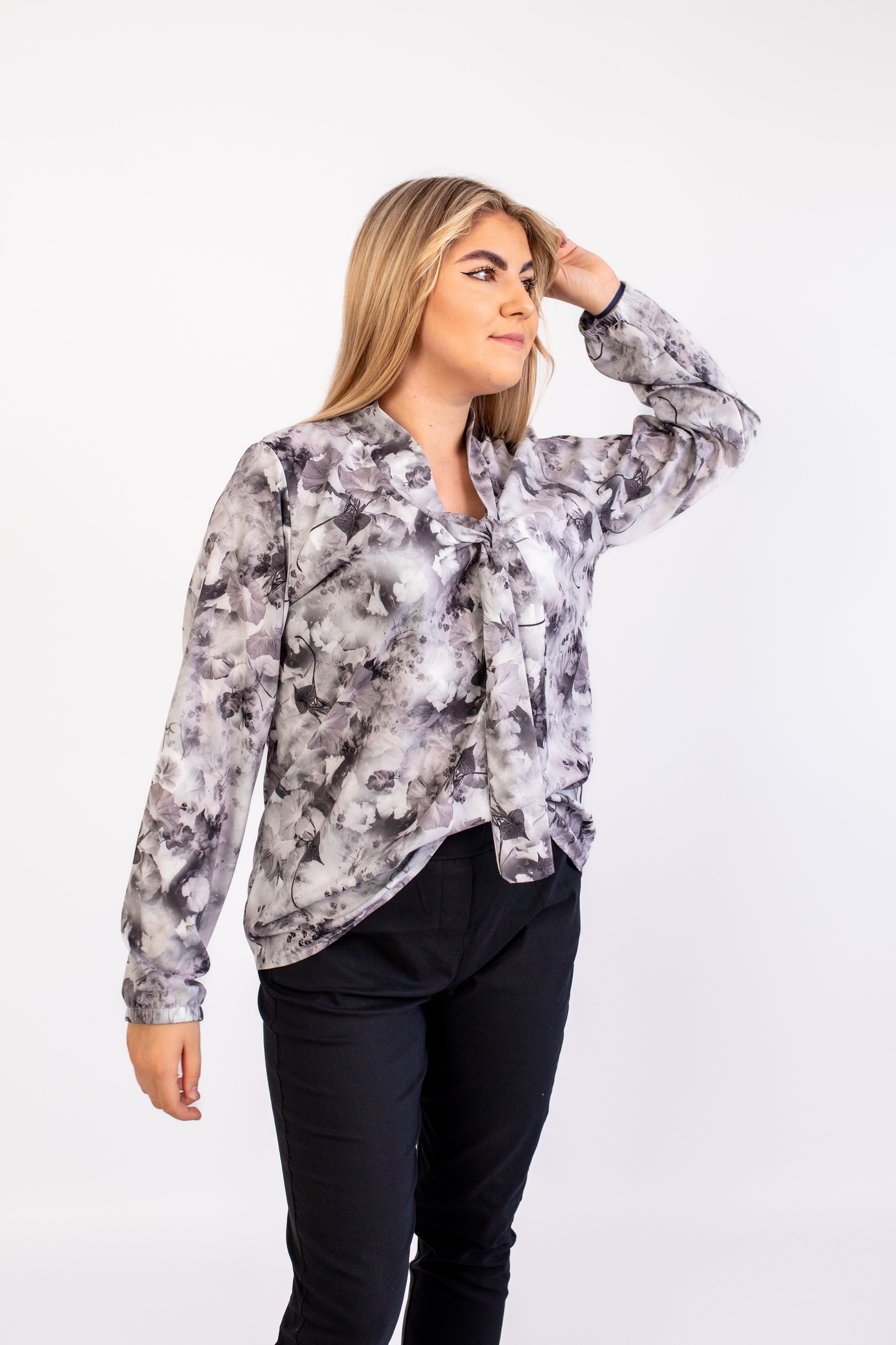 Elegancka modna szykowna bluzka z krawatem Wzór 5