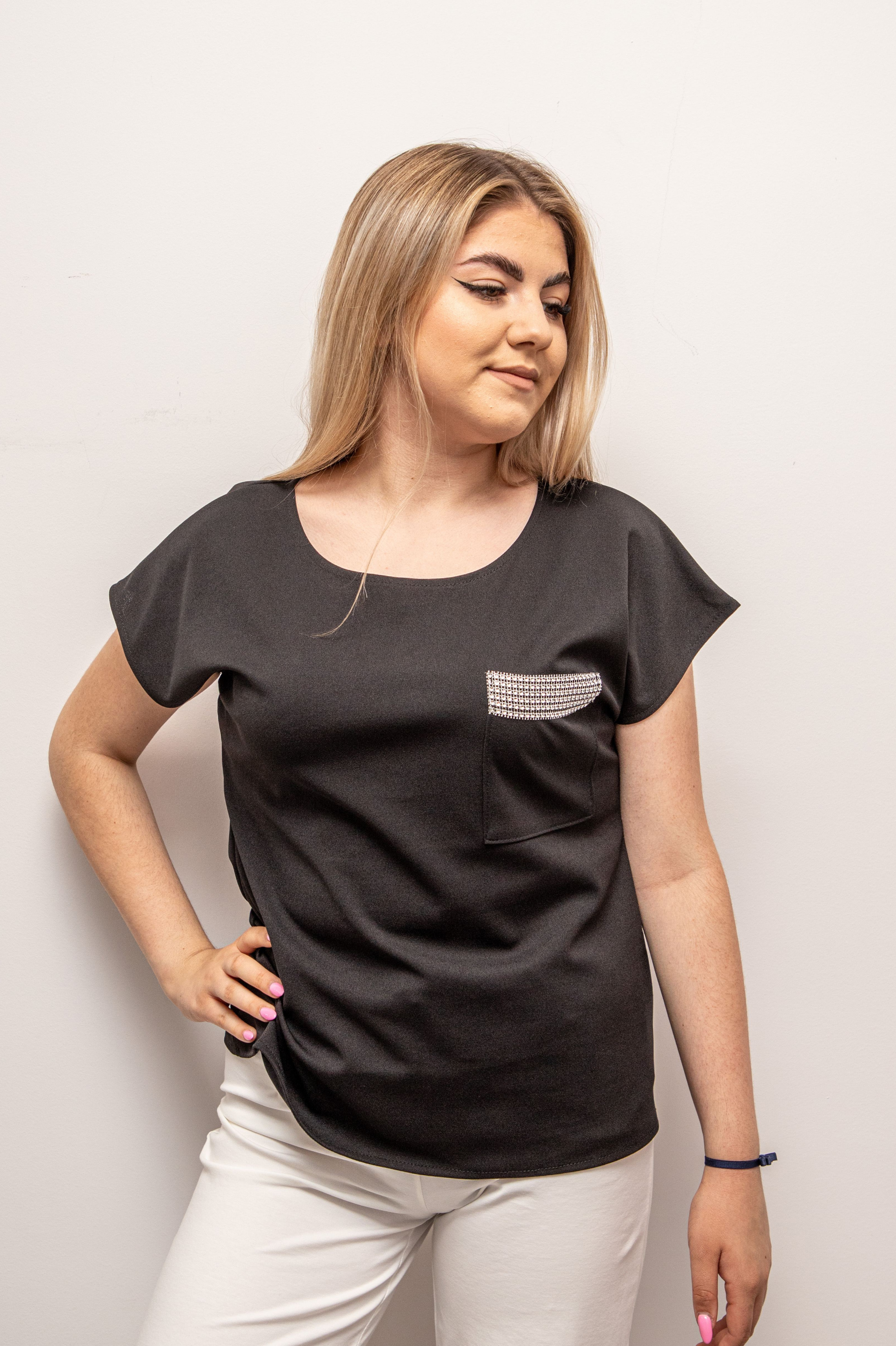 Stylowa luźna bluzka damska Czarny