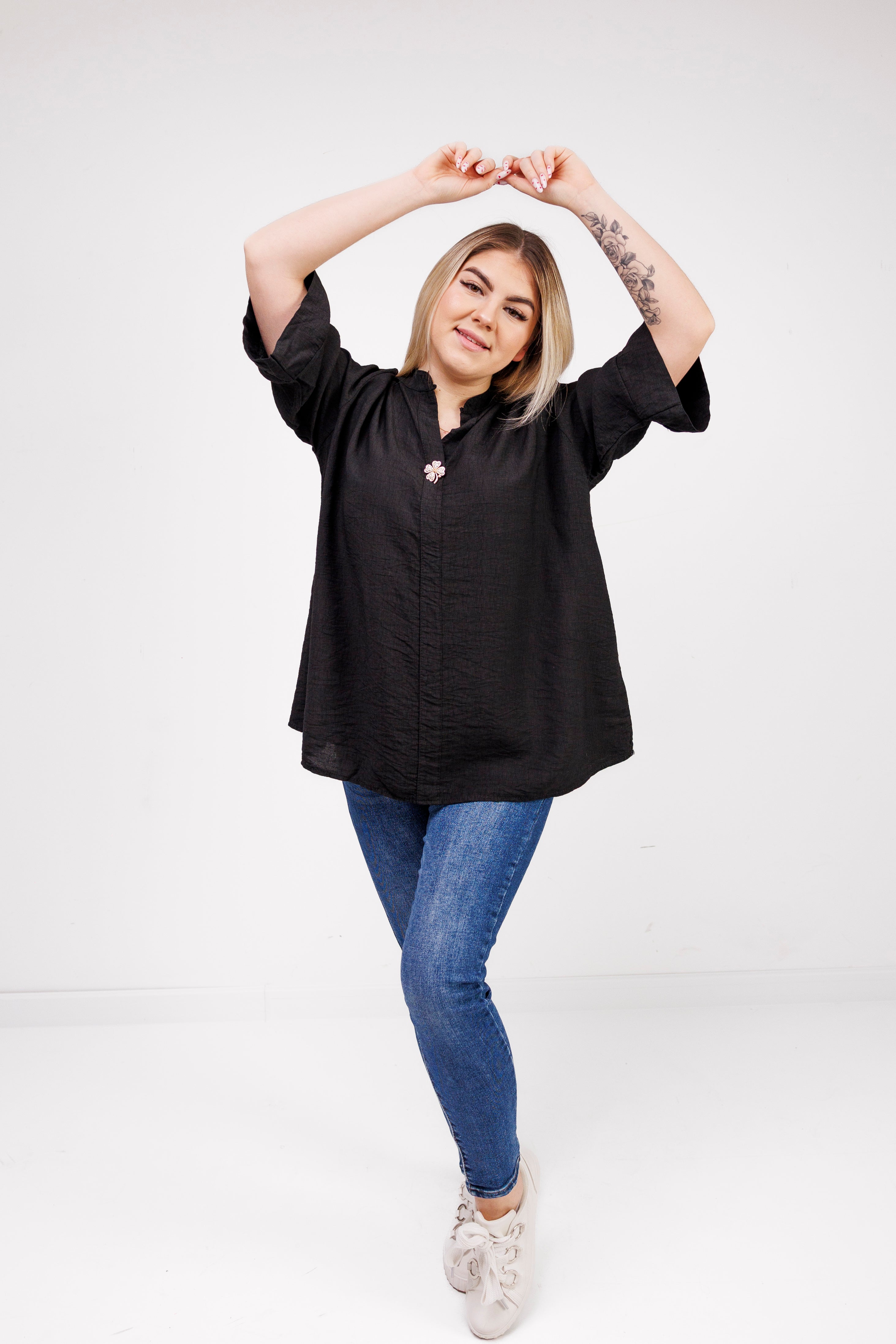 Wiskozowa bluzka z luźnym rękawem i dekoltem V Czarny