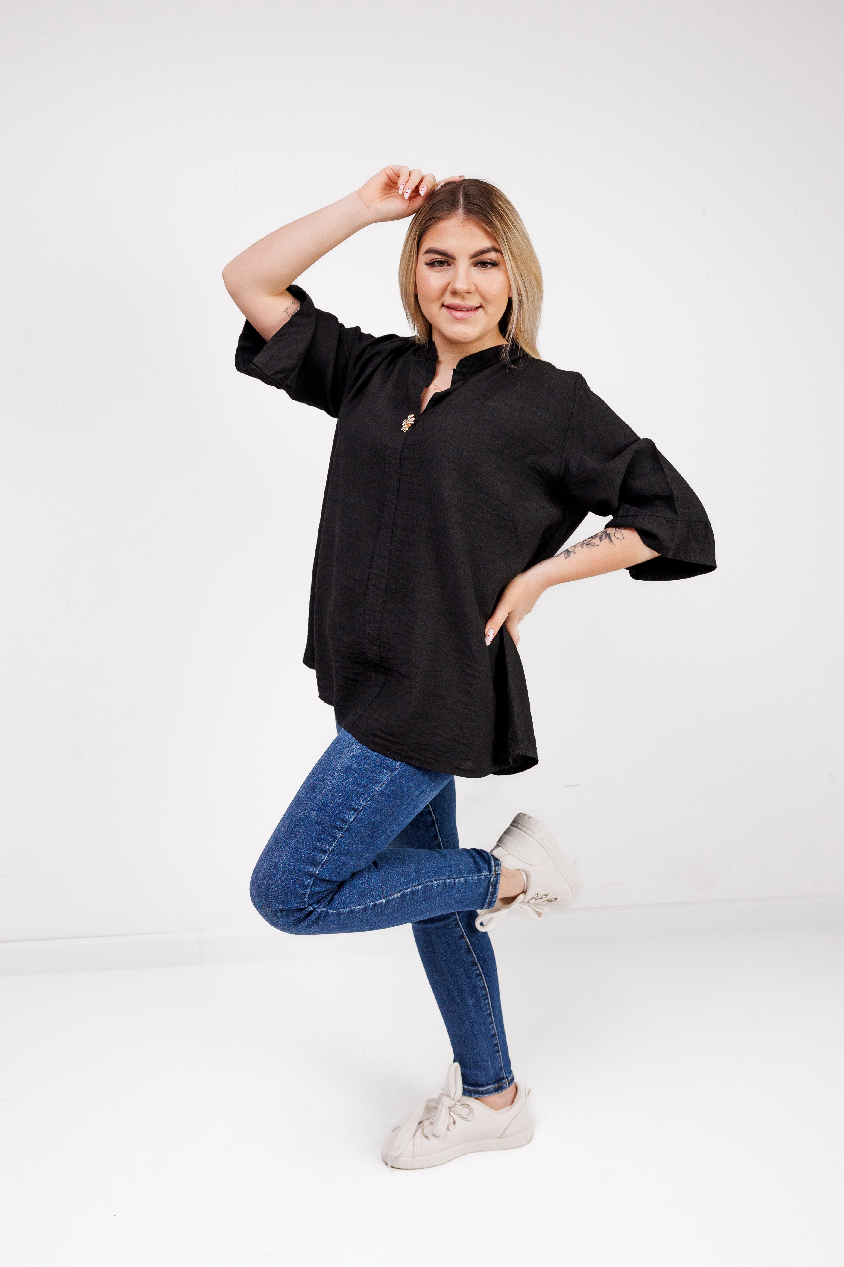 Wiskozowa bluzka z luźnym rękawem i dekoltem V Czarny