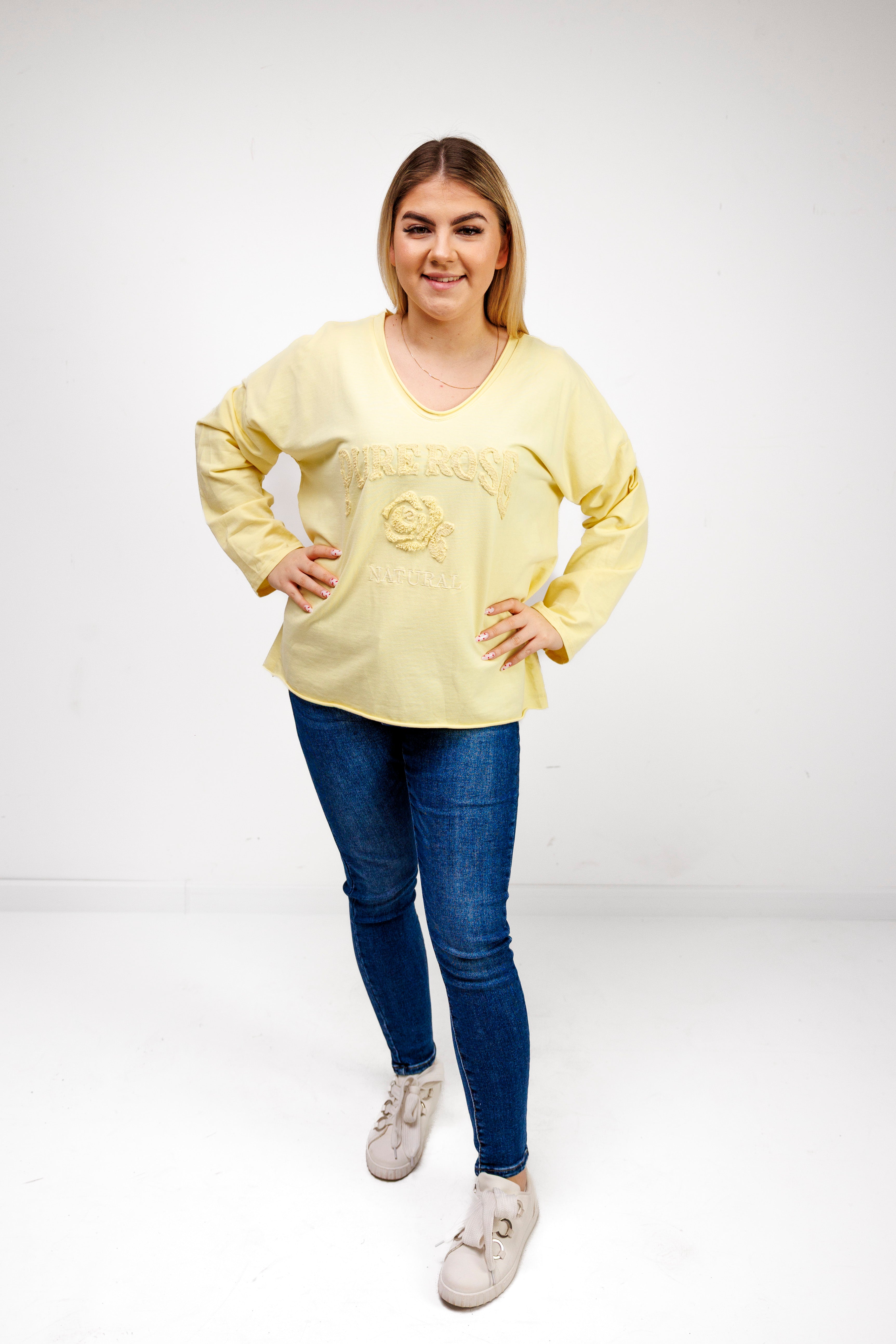 Bluzka z 100% bawełny z ozdobnym haftem Żółty