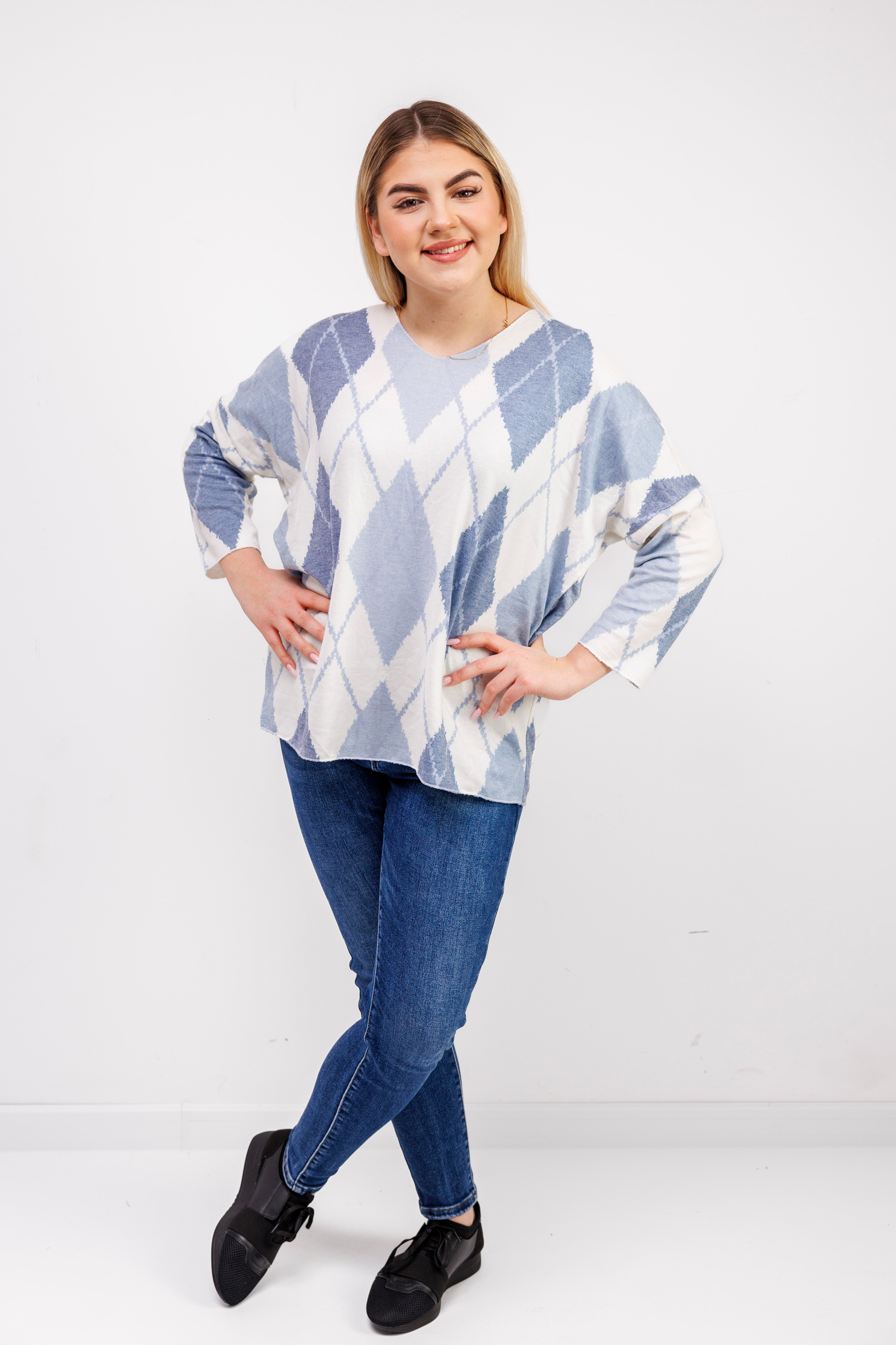 Dzianinowy sweter damski w romby Błękit