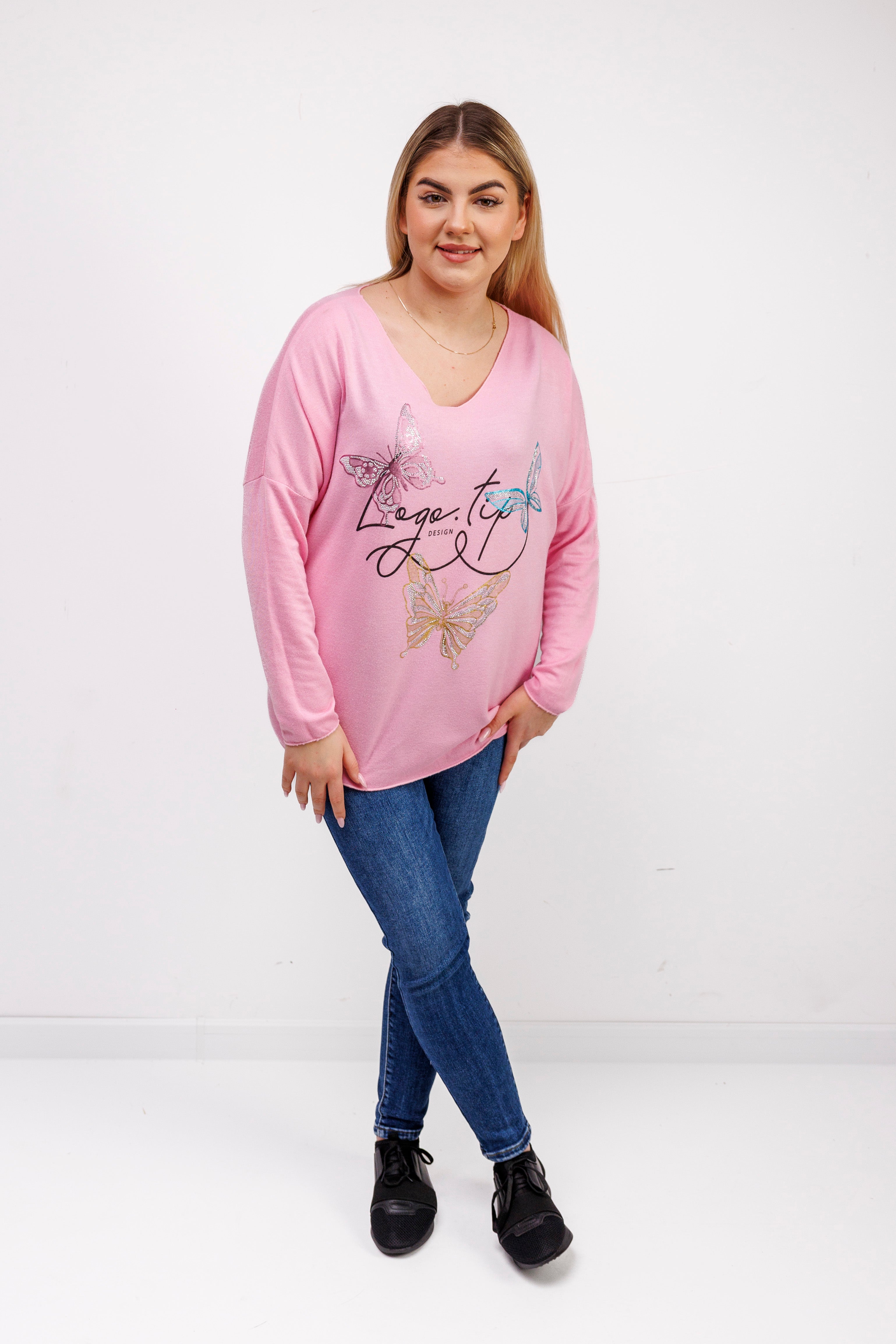 Sweterek z dekoltem V i ozdobnymi motylami Różowy