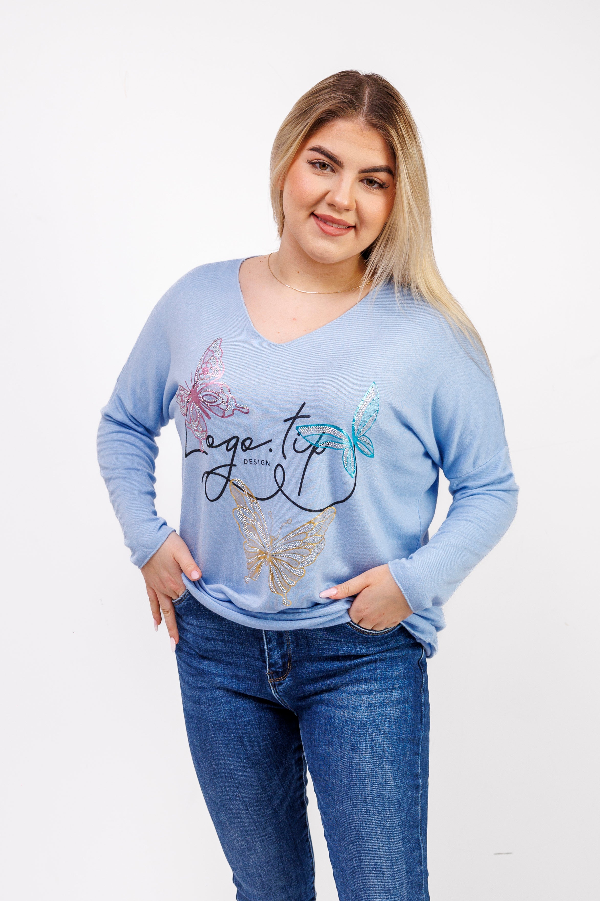 Sweterek z dekoltem V i ozdobnymi motylami Błękit