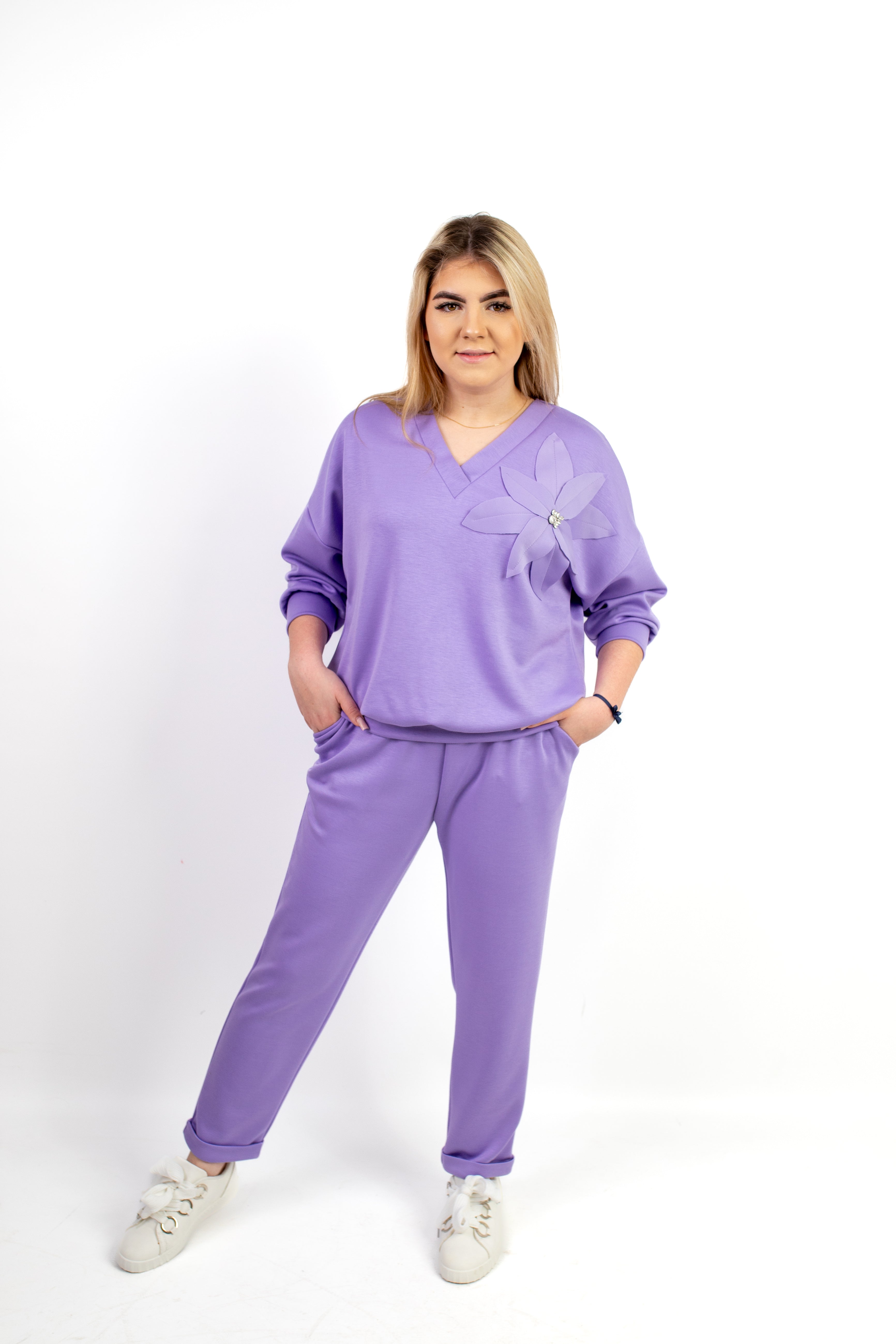 Elegancko-sportowy kobiecy dres Fiolet