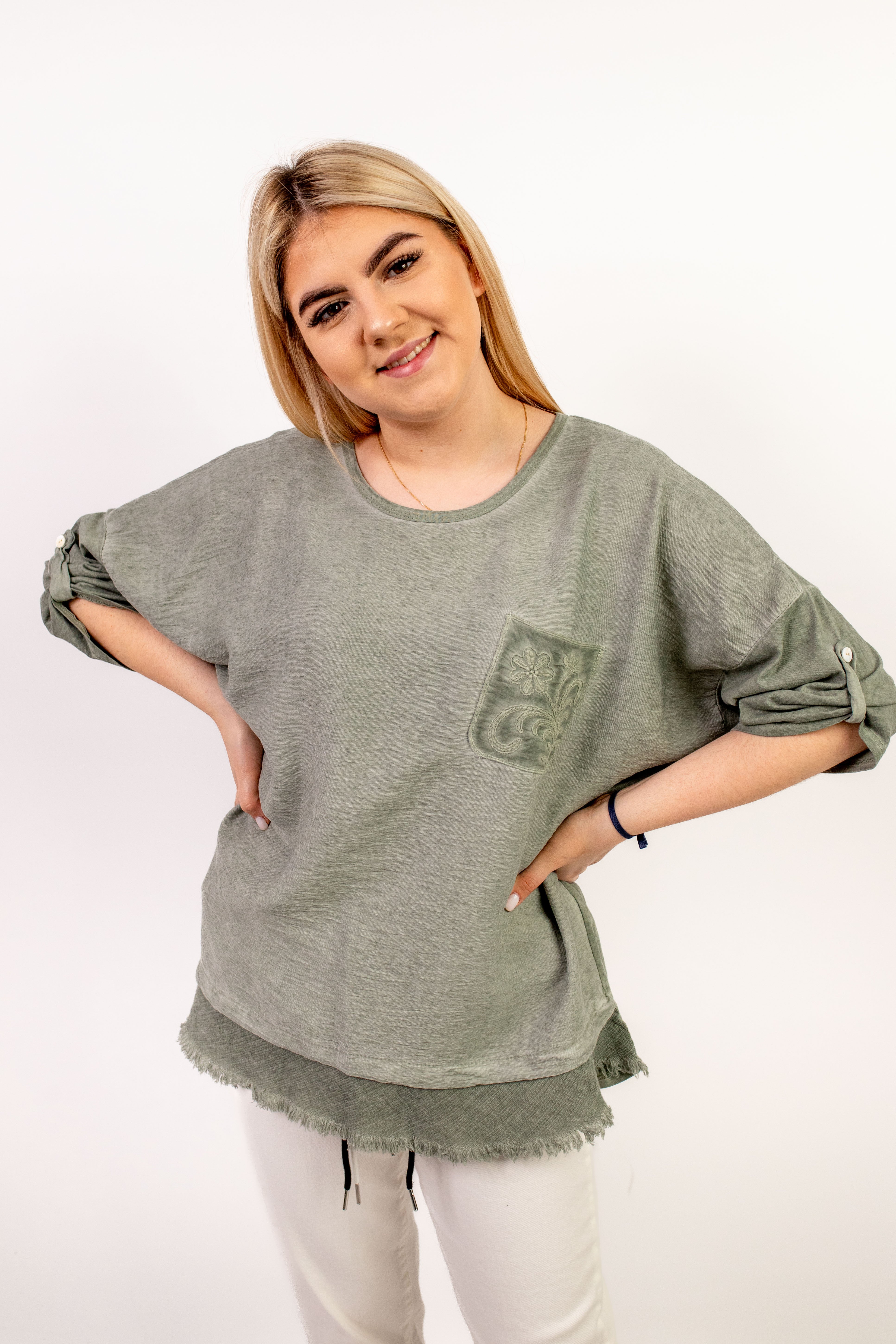 Włoska bluzka oversize z modalu i wiskozy – komfort i styl na co dzień Oliwka