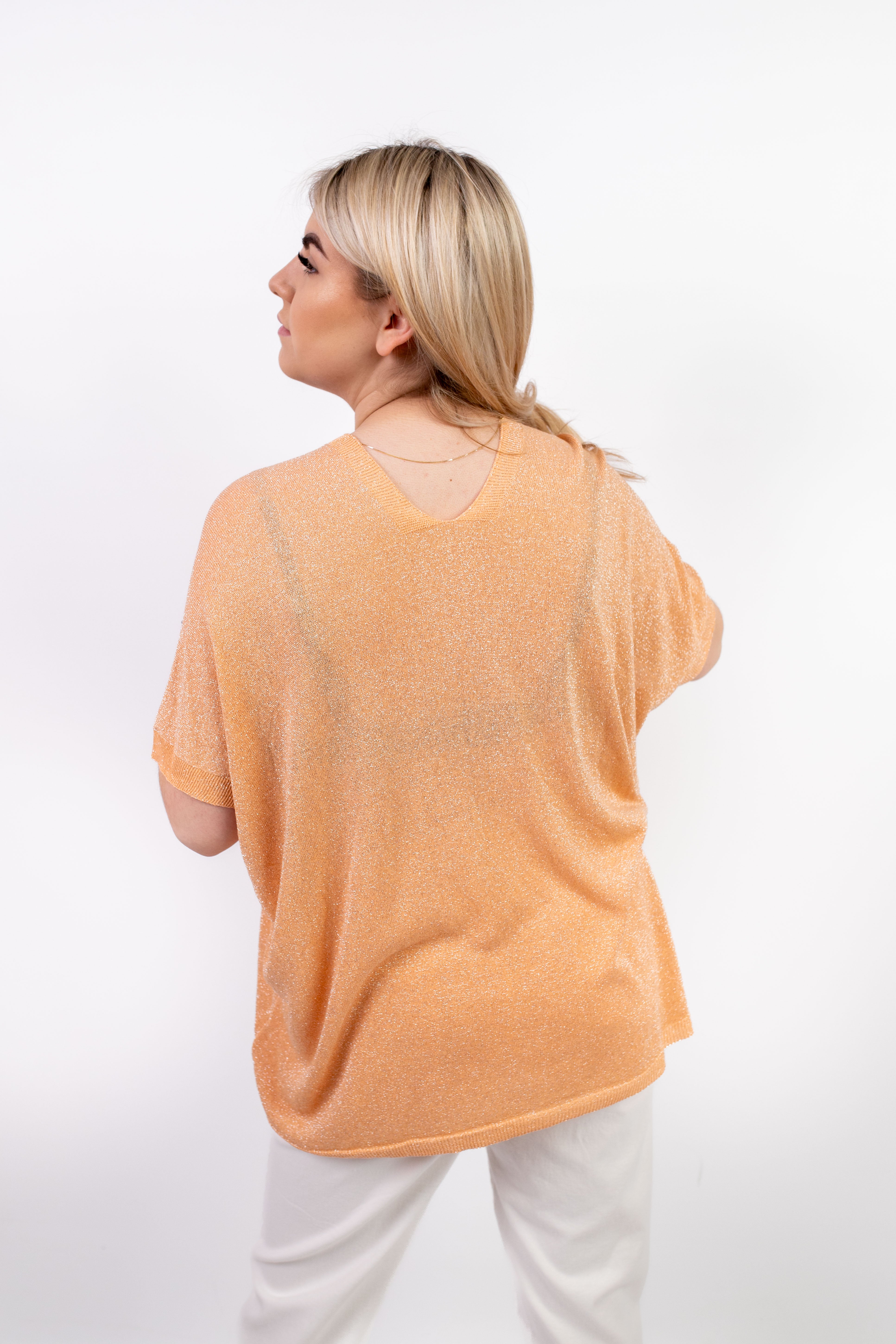 Włoski sweter damski oversize ze srebrną nitką Pomarańcz