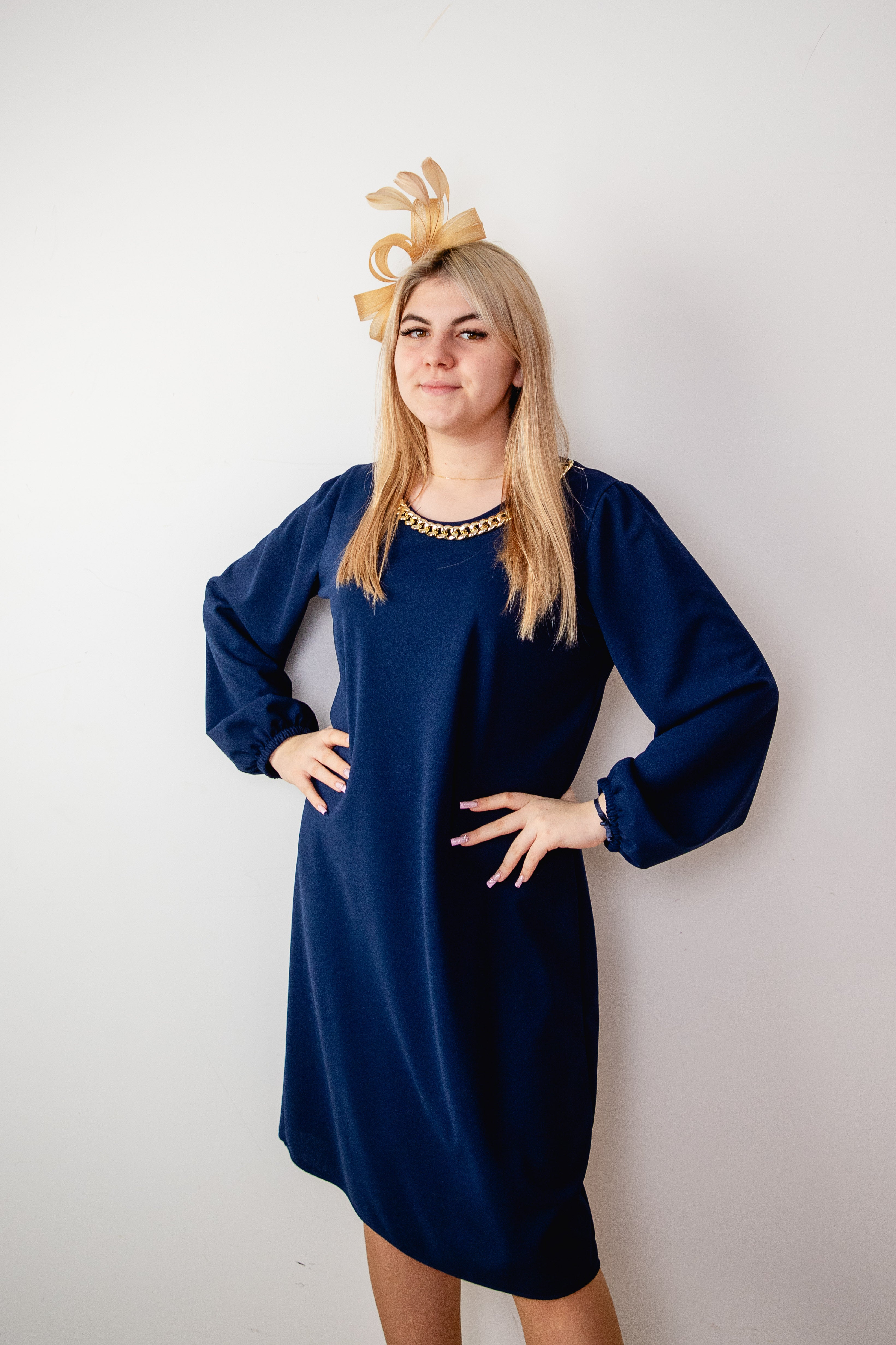 Cudowna olśniewająca sukienka damska Granat