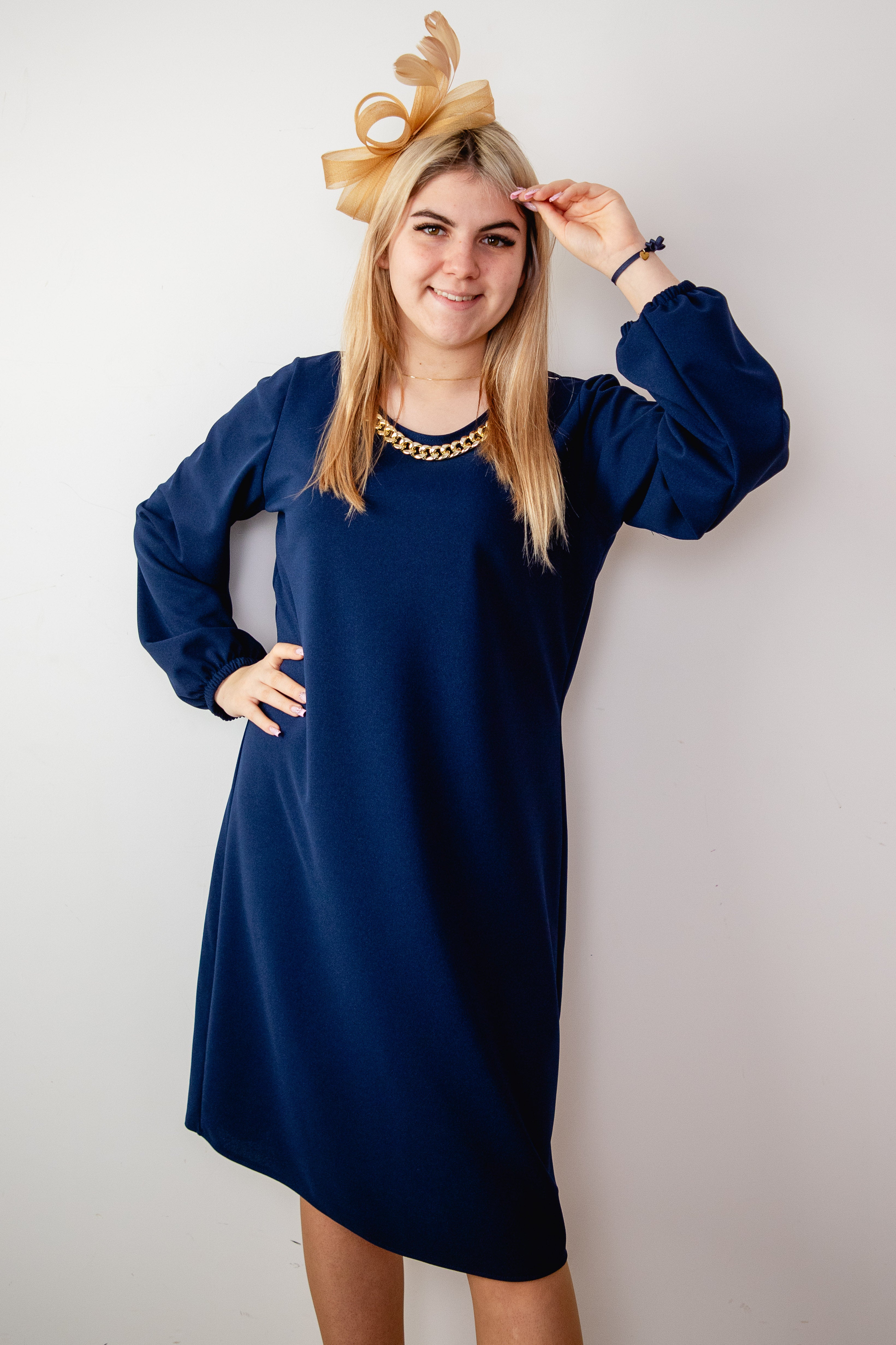 Cudowna olśniewająca sukienka damska Granat