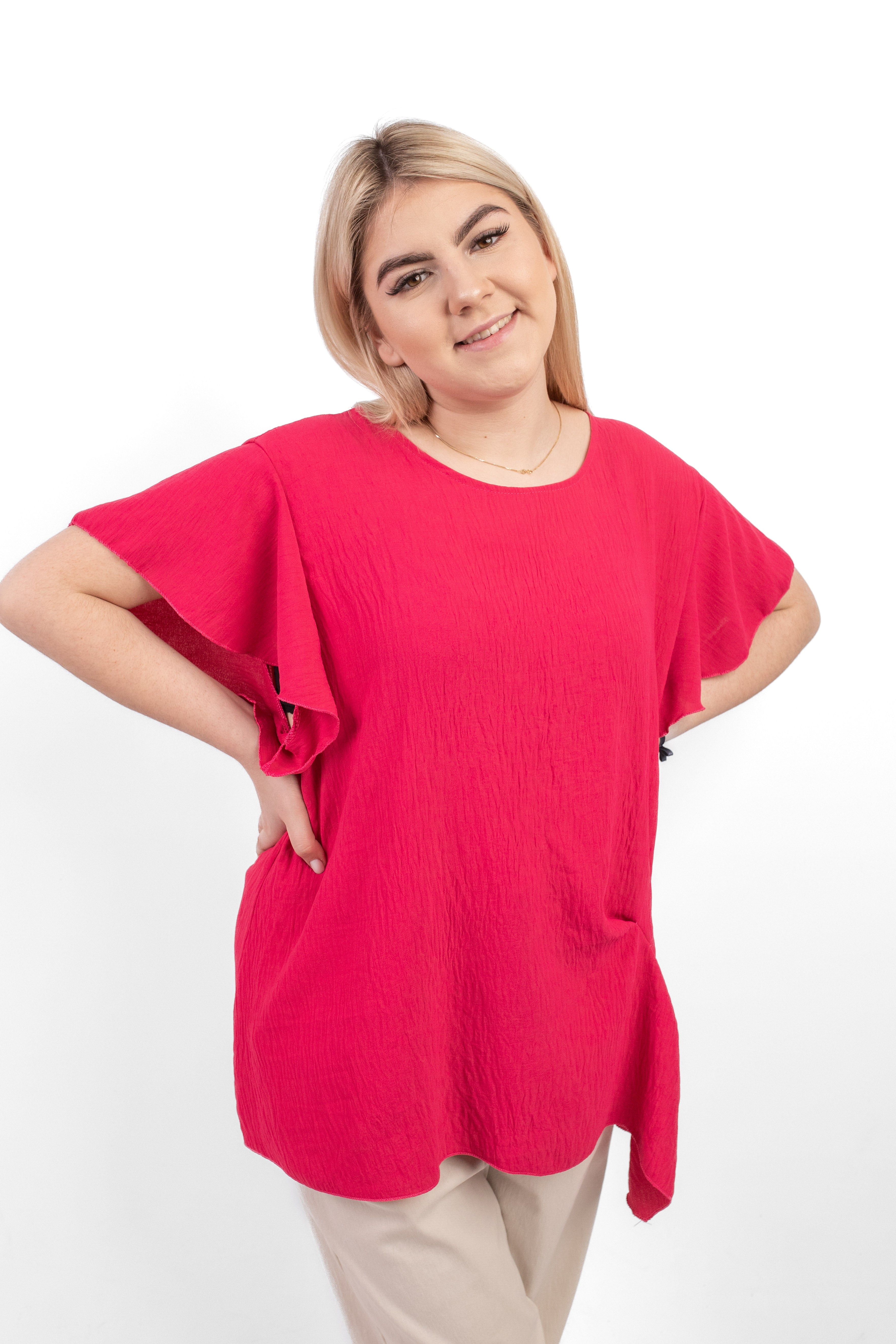 Włoska bluzka oversize z falbankowymi rękawami i marszczeniem z bok Fuksja