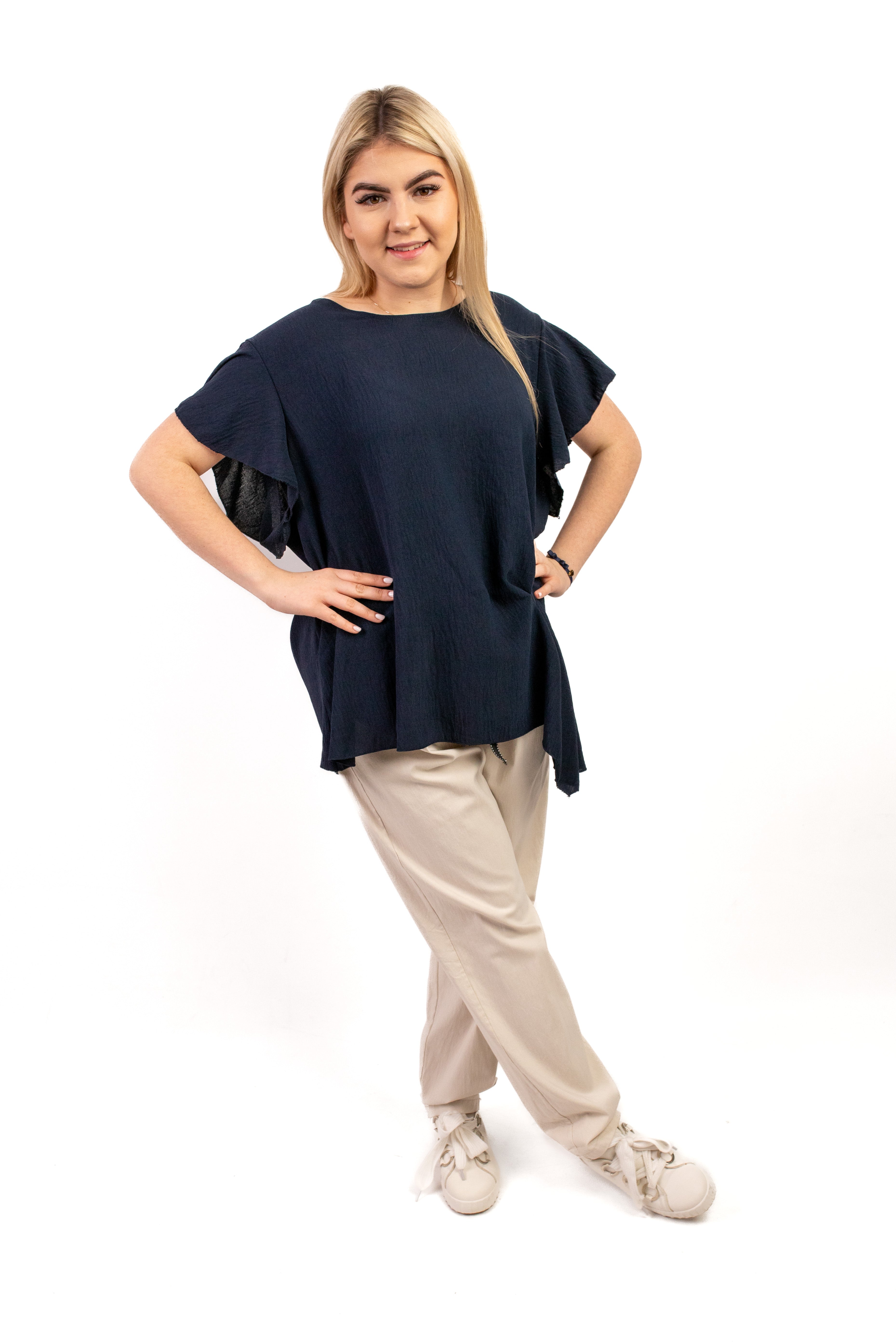 Włoska bluzka oversize z falbankowymi rękawami i marszczeniem z bok Granat