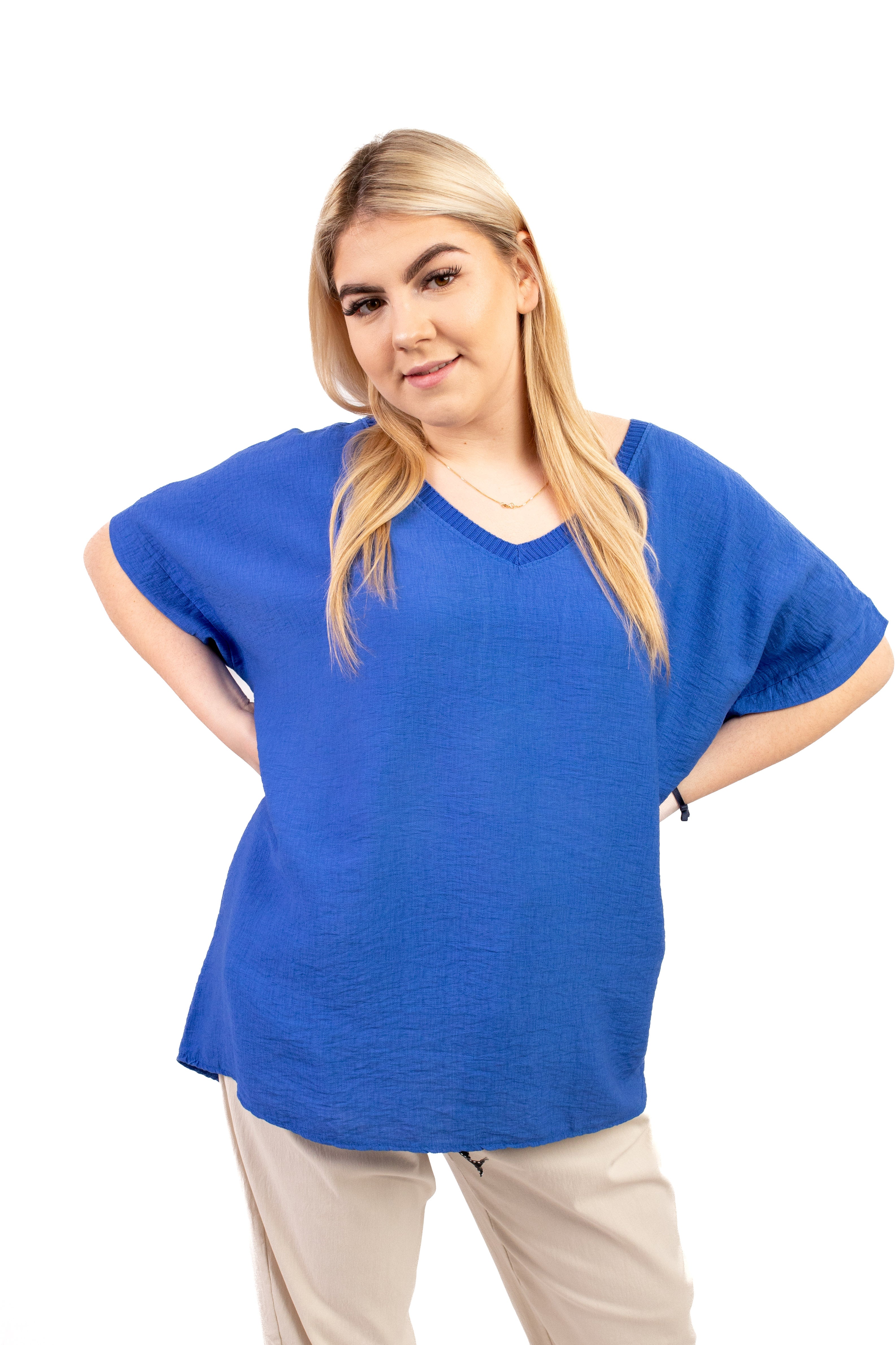 Włoska bluzka damska z koronkowym detalem – 100% wiskoza Chaber