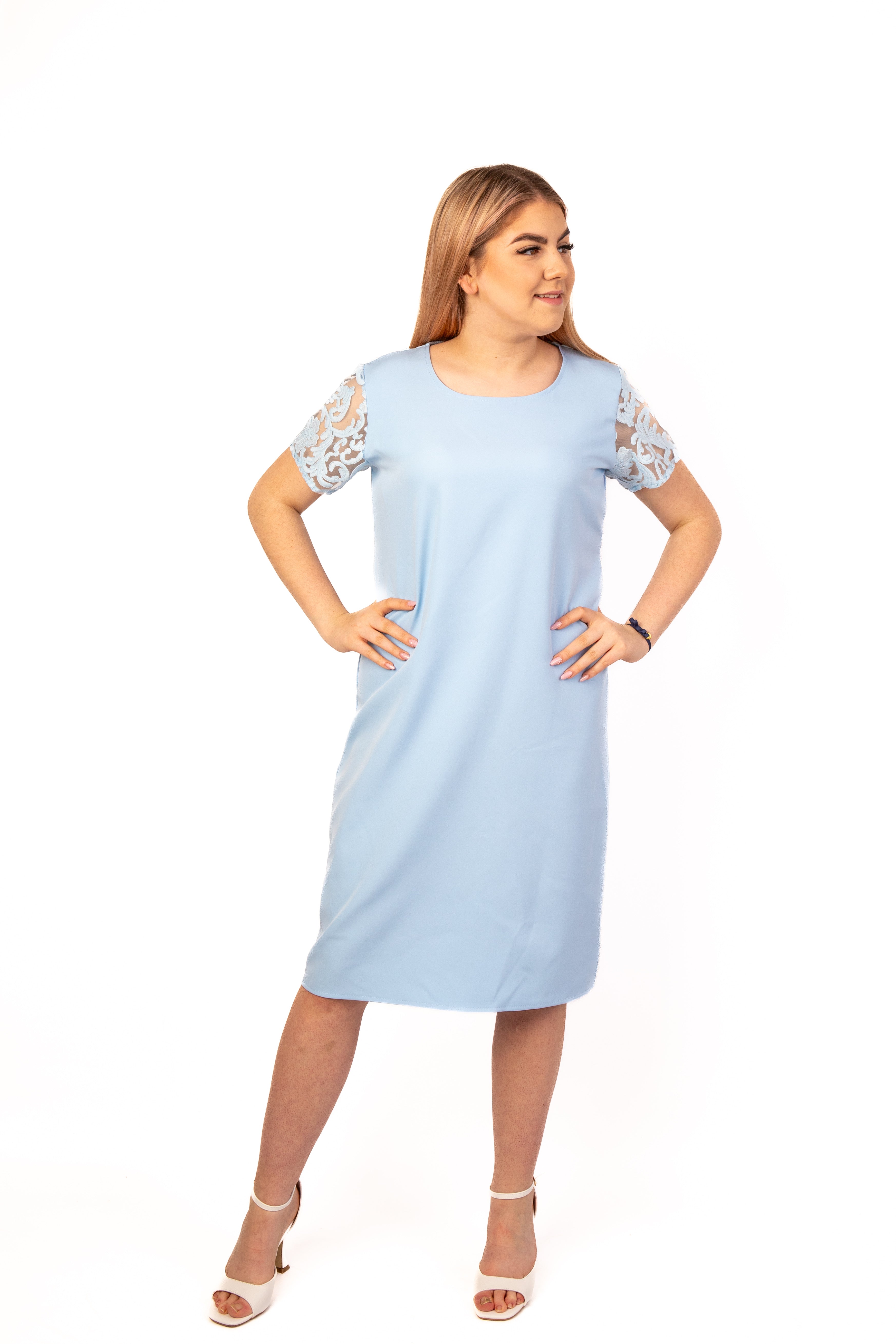 Elegancka modna stylowa sukienka z koronkowym rękawem Błękit