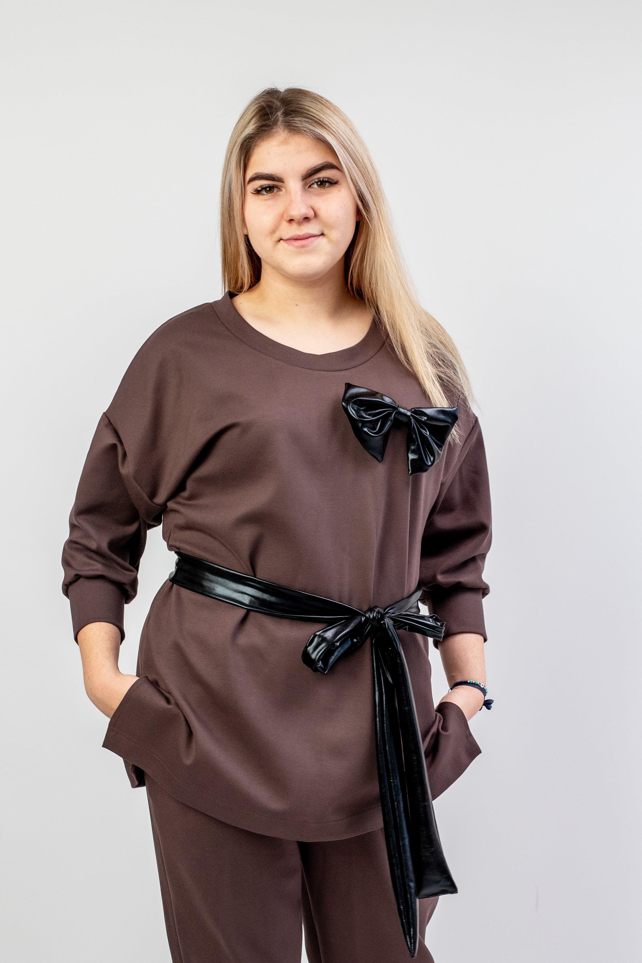 Elegancki szykowny komplet damski Brąz