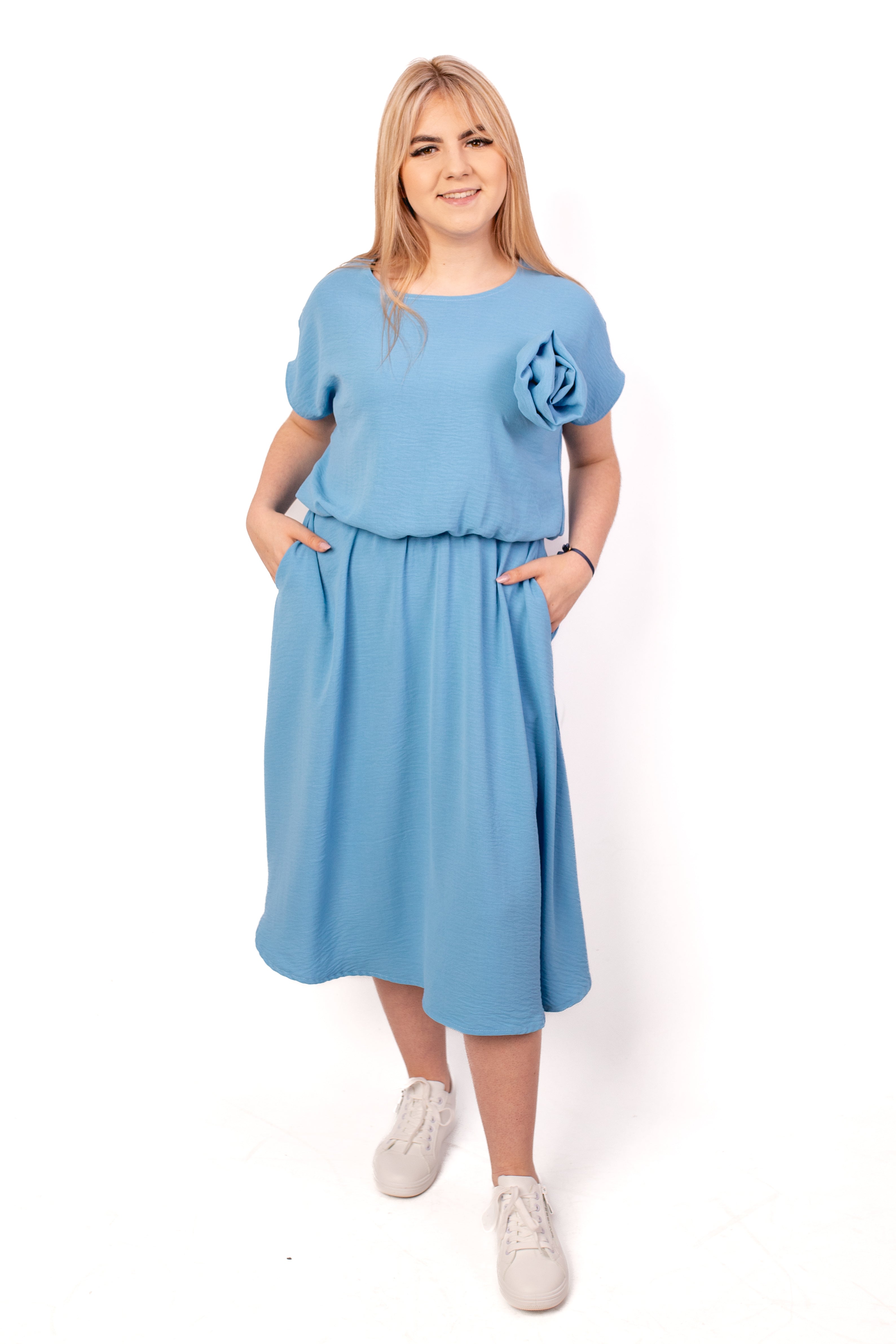 Szykowna zwiena modna sukienka Jeans