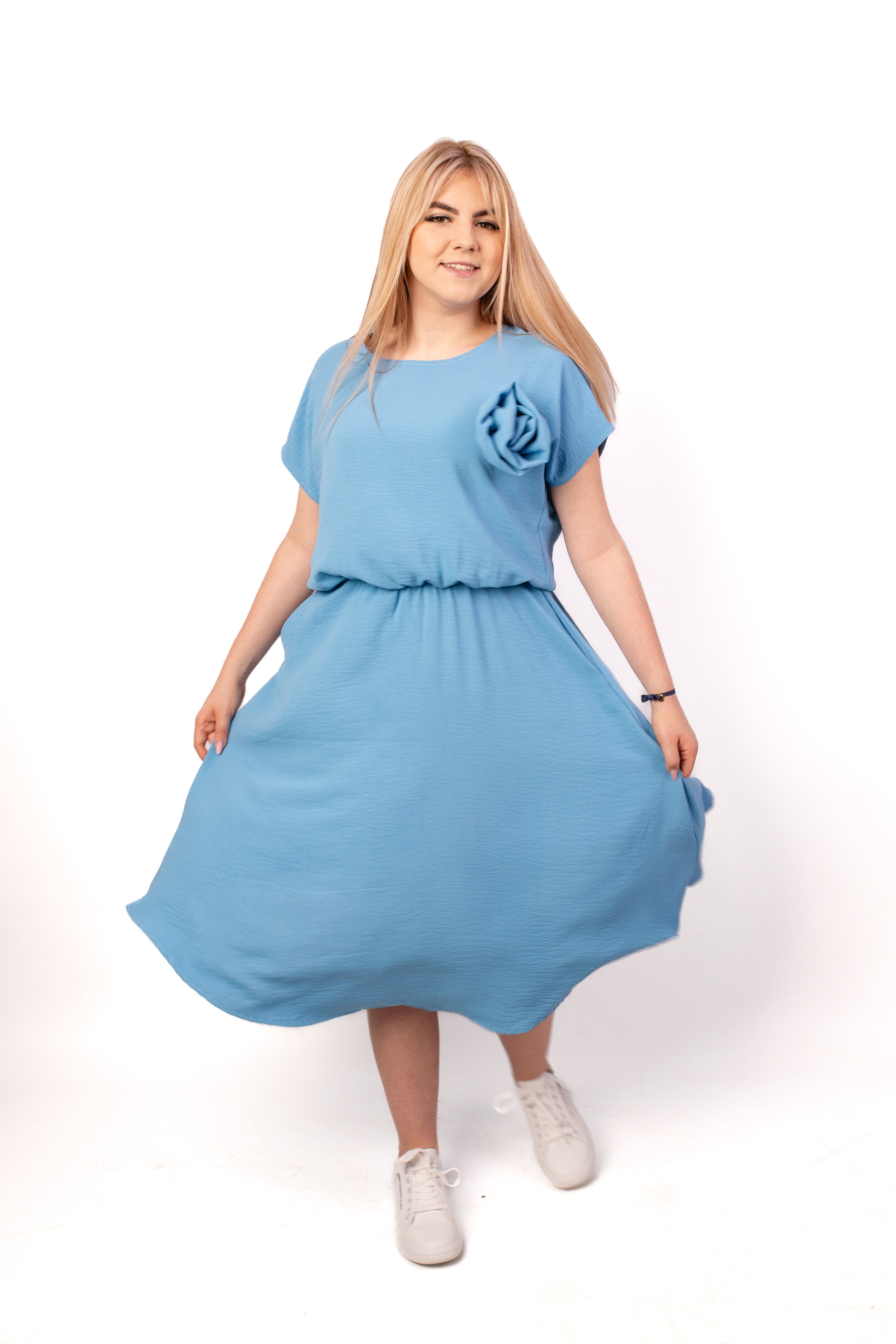 Szykowna zwiena modna sukienka Jeans