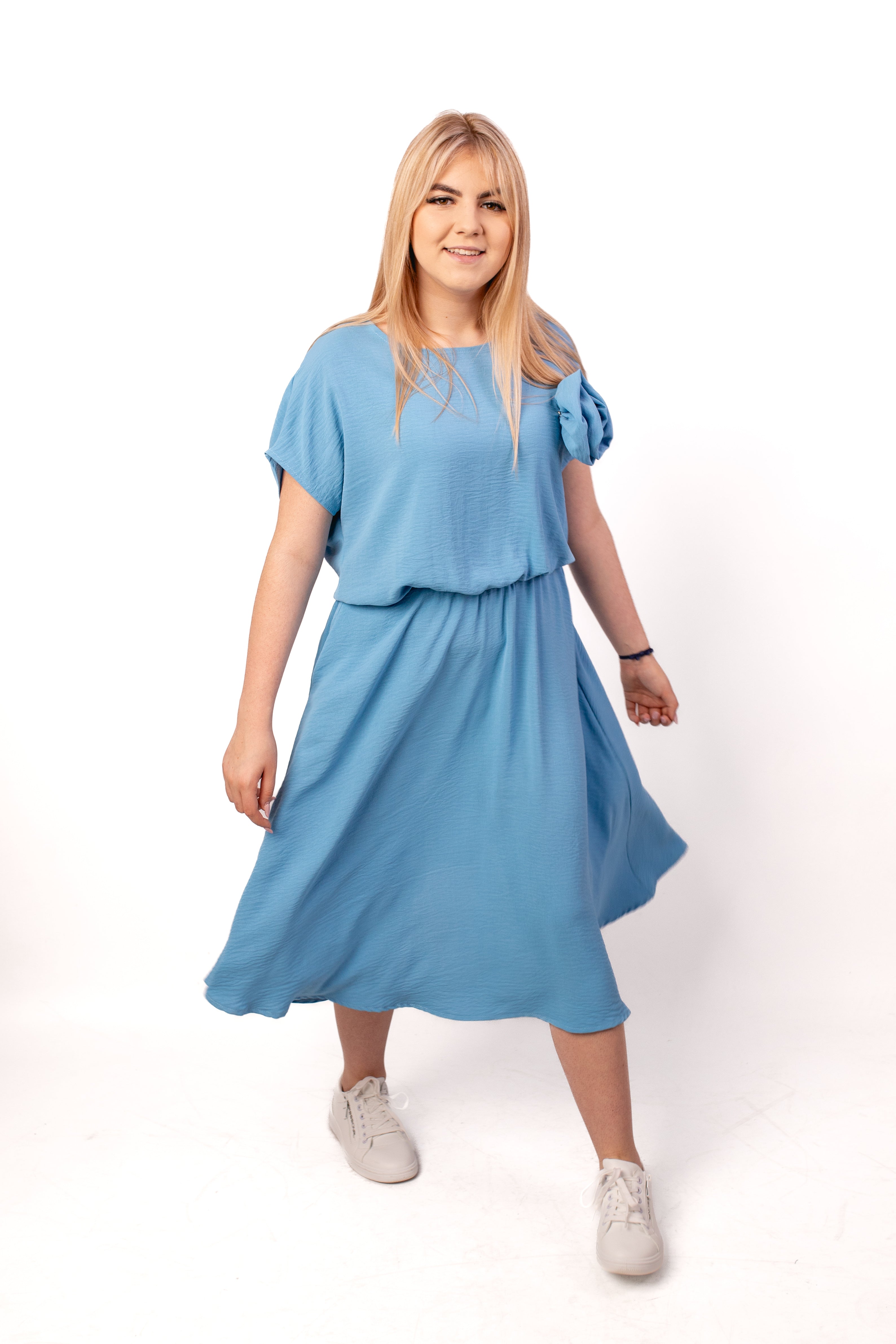 Szykowna zwiena modna sukienka Jeans