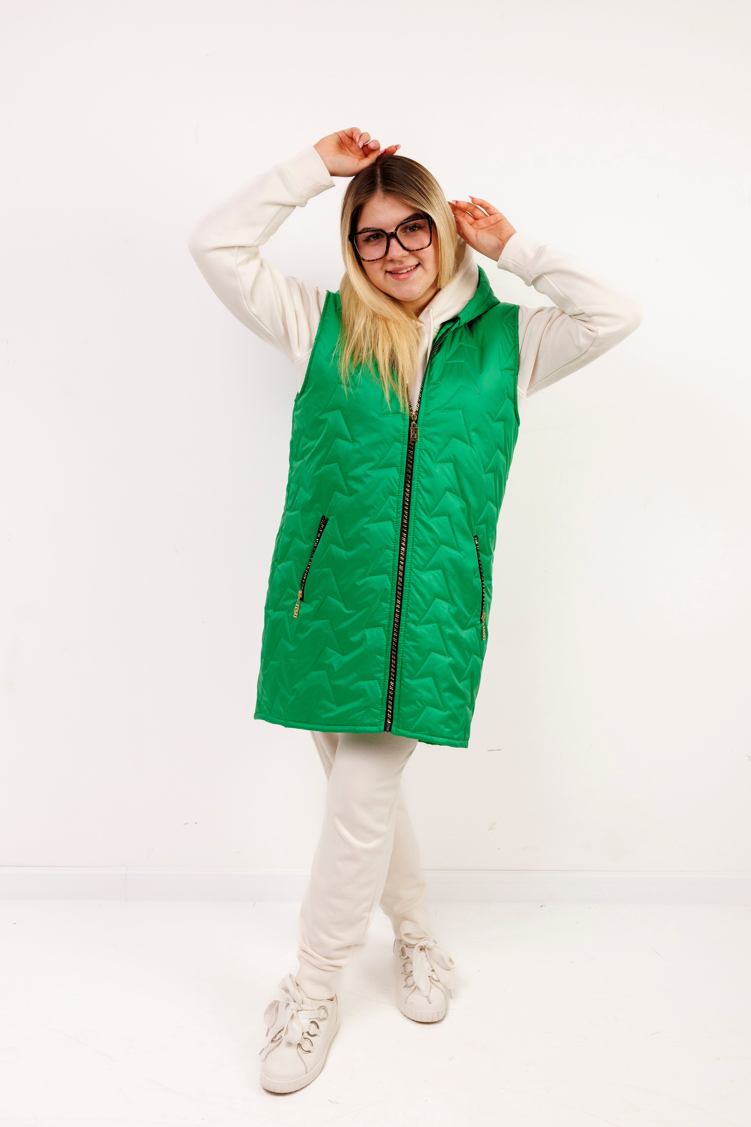 Kamizelka damska plus size pikowana z kapturem polska produkcja Zielony