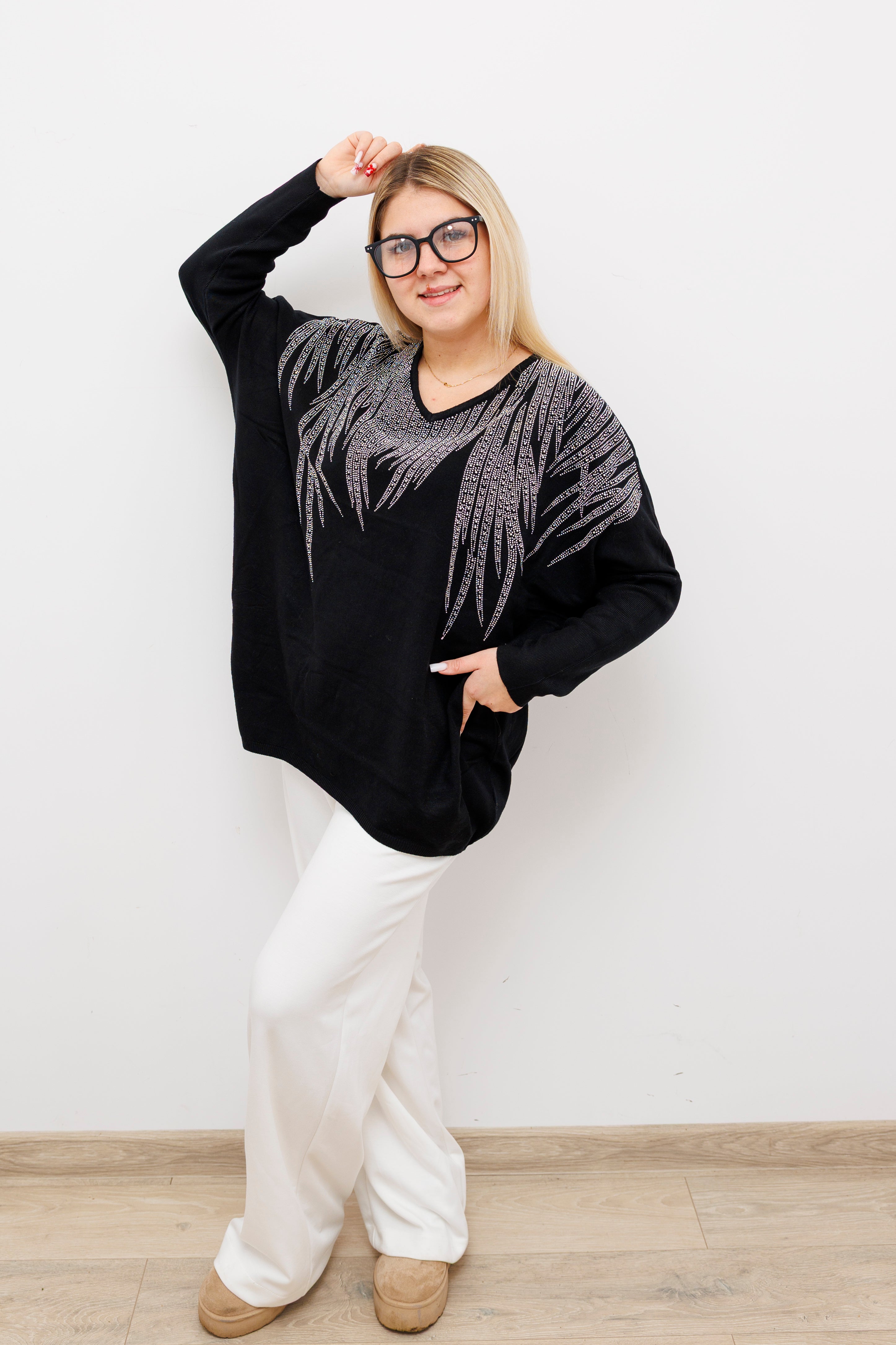 Stylowy sweter z dekoltem V Czarny