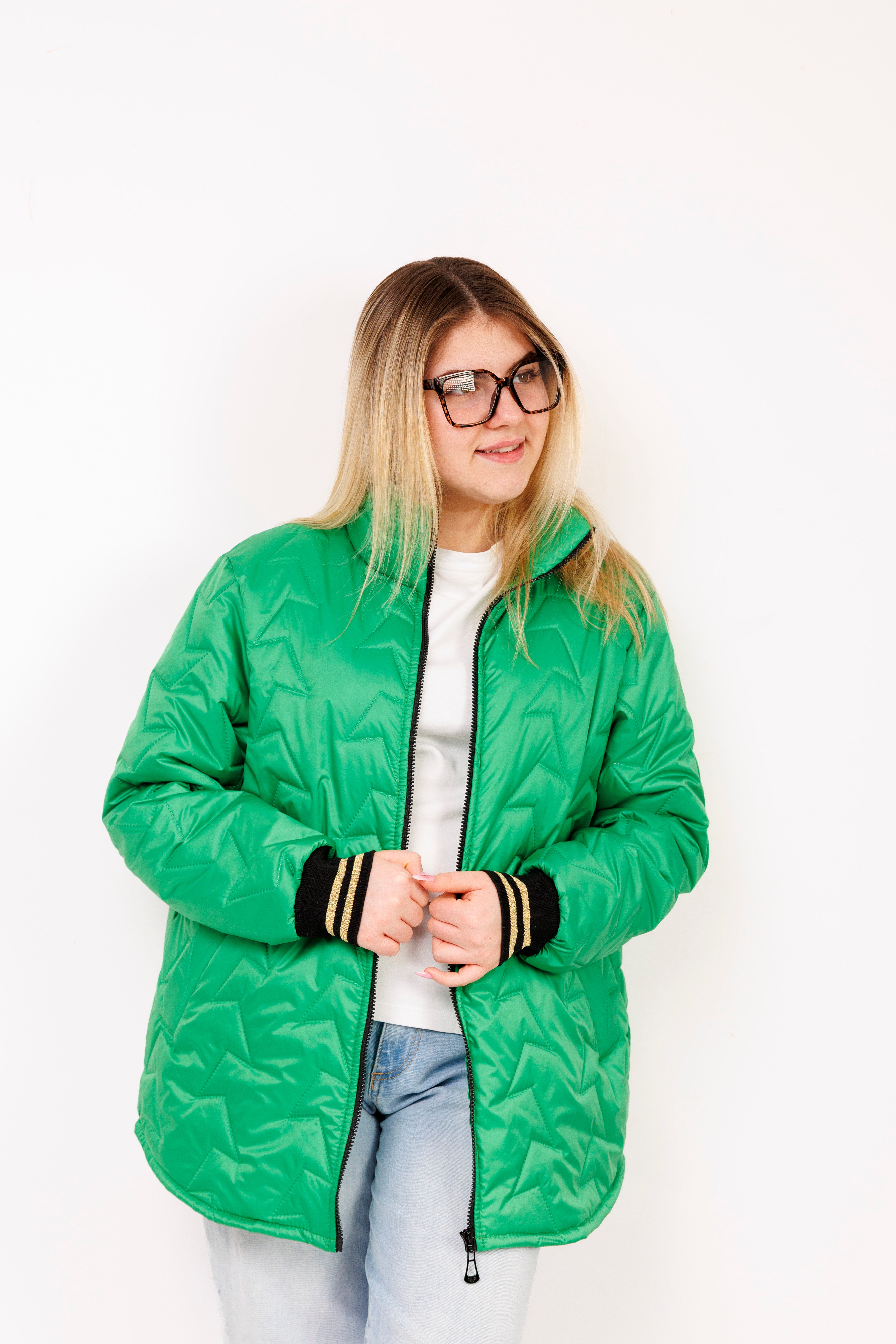 Kurtka ze ściągaczem duże rozmiary – polska produkcja, komfort i styl Zielony