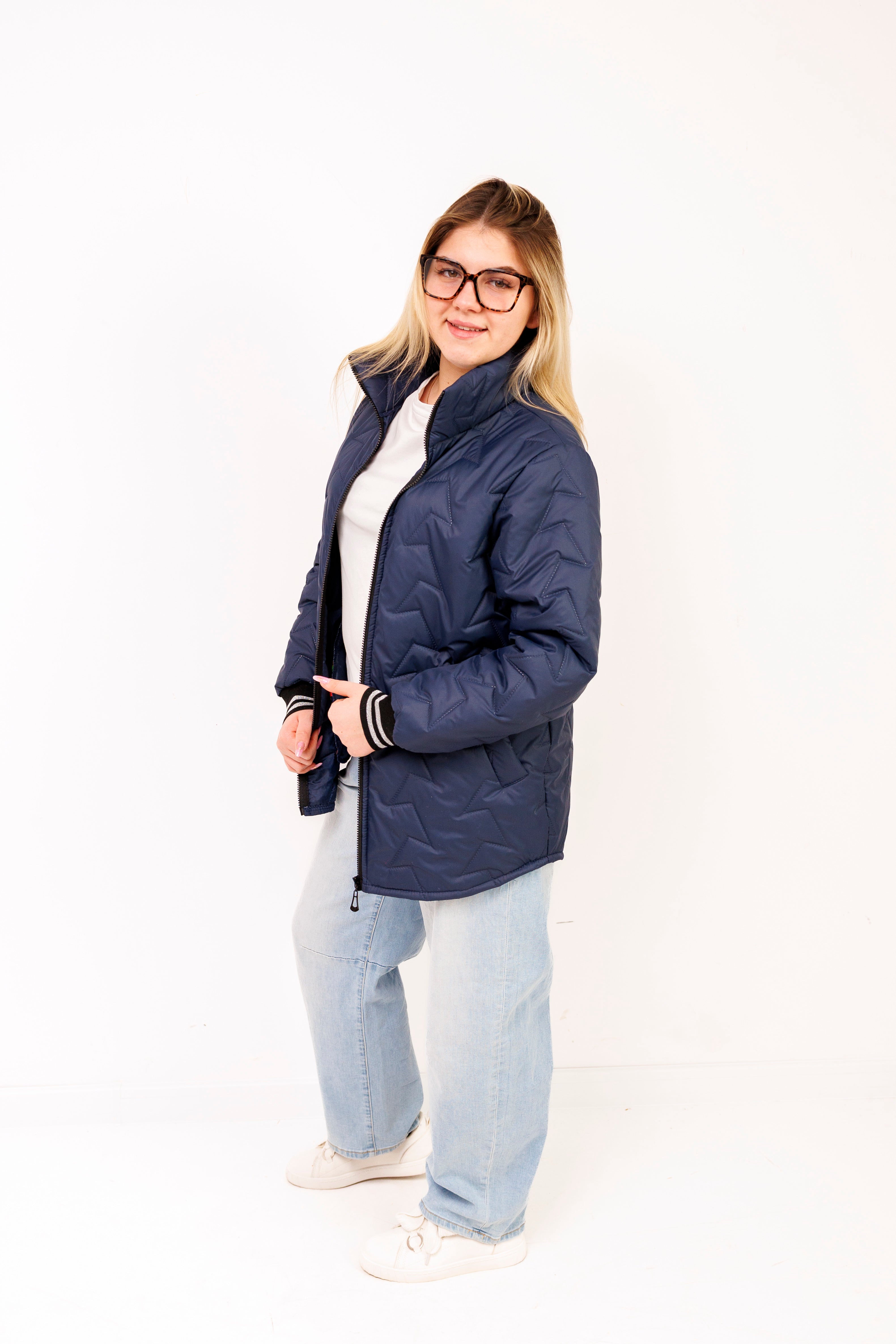 Kurtka ze ściągaczem duże rozmiary – polska produkcja, komfort i styl Granat