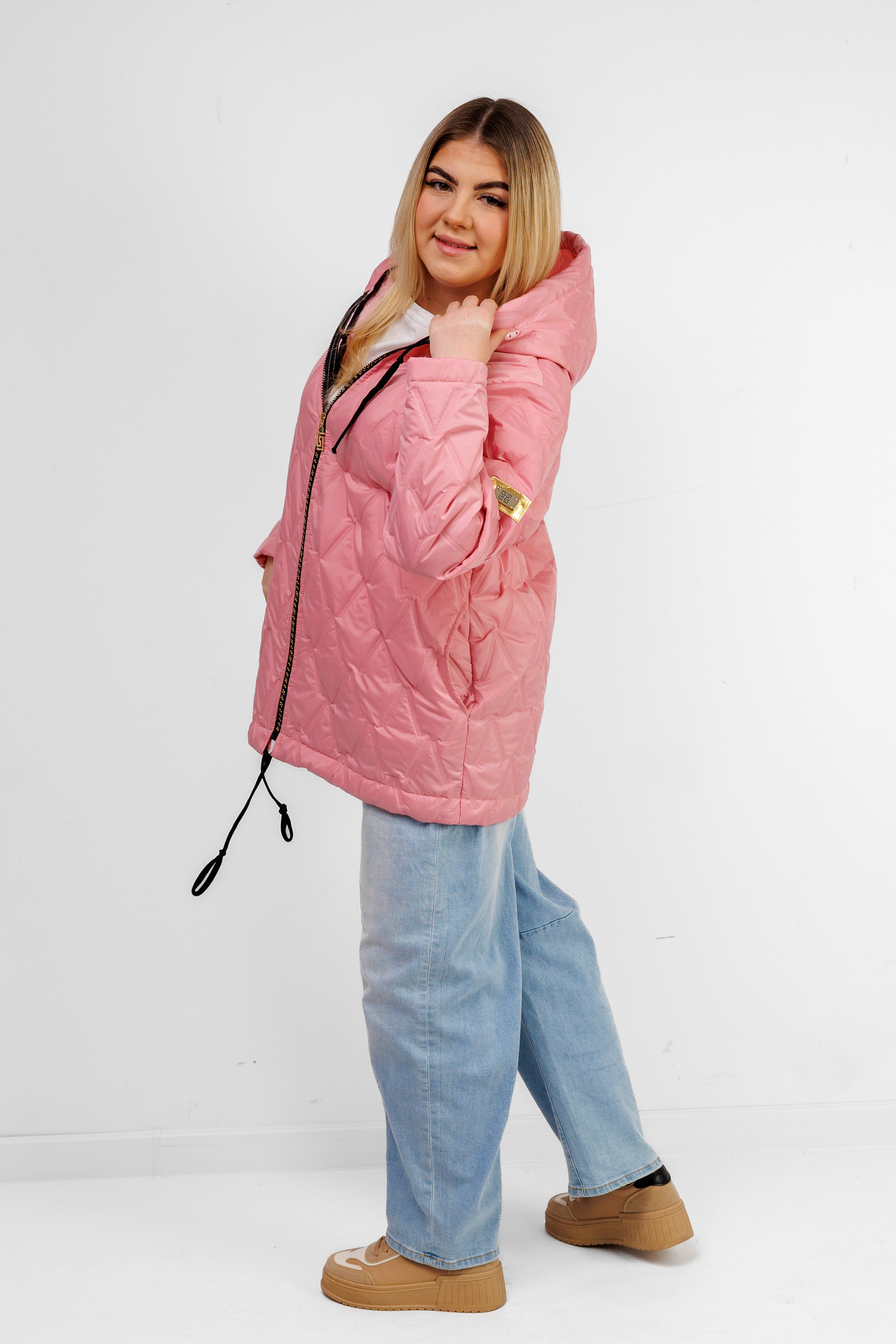 Kurtka Damska Regulowana Sznurkami Polska Produkcja Duże Rozmiary Cukierek