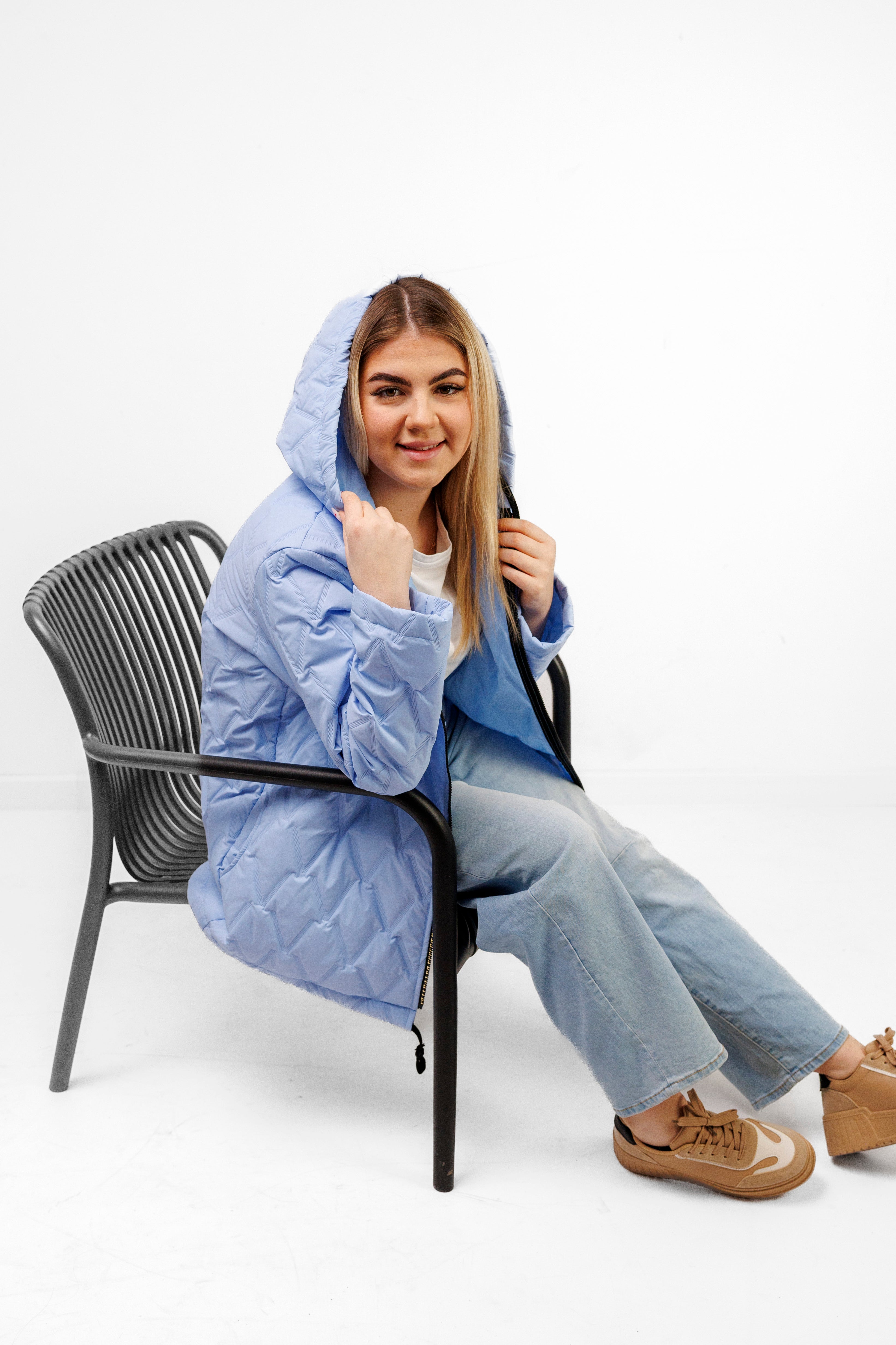 Kurtka Damska Regulowana Sznurkami Polska Produkcja Duże Rozmiary Niebieski