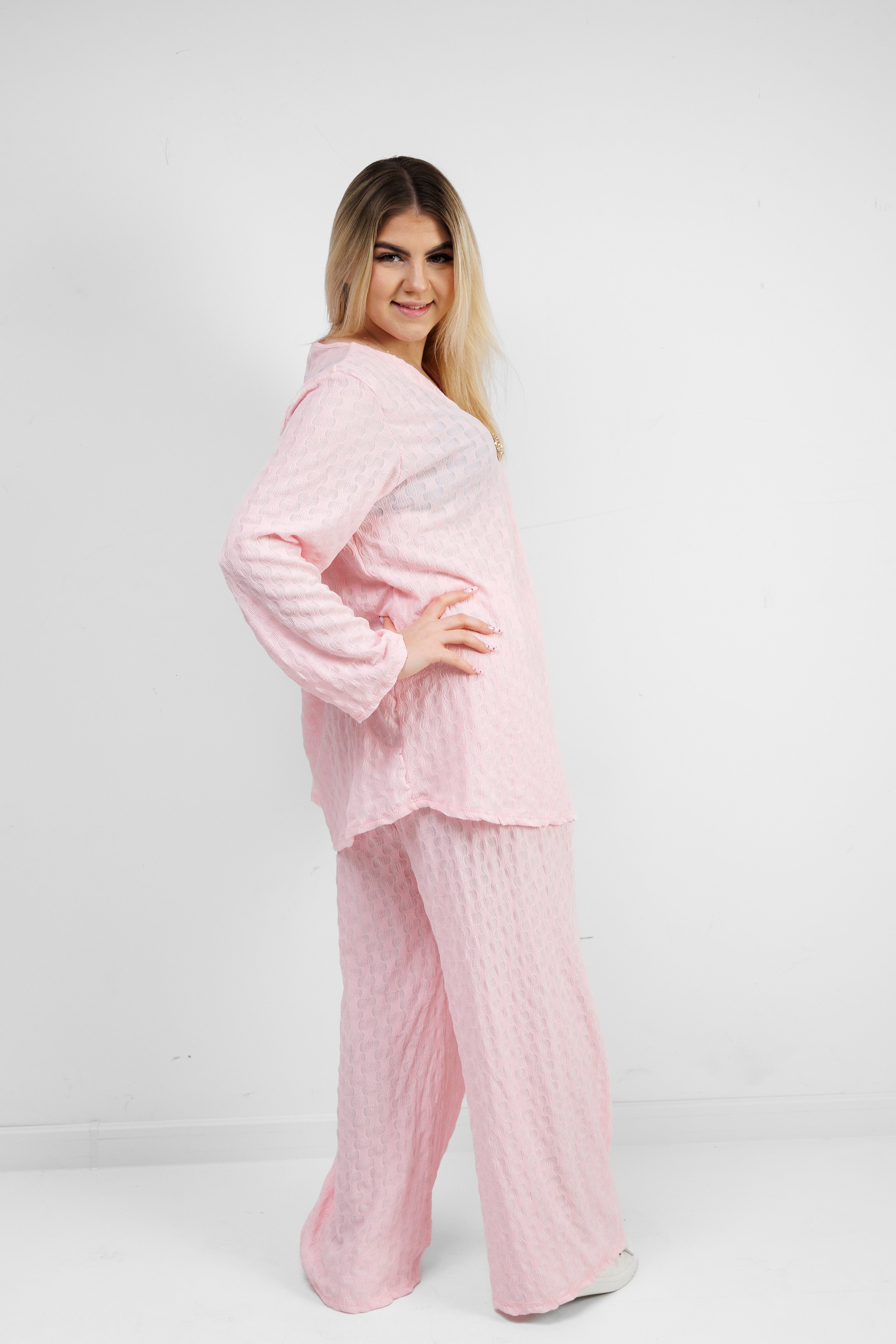 Zwiewny komplet z wiskozy z dekoracyjną broszką Pudrowy róż