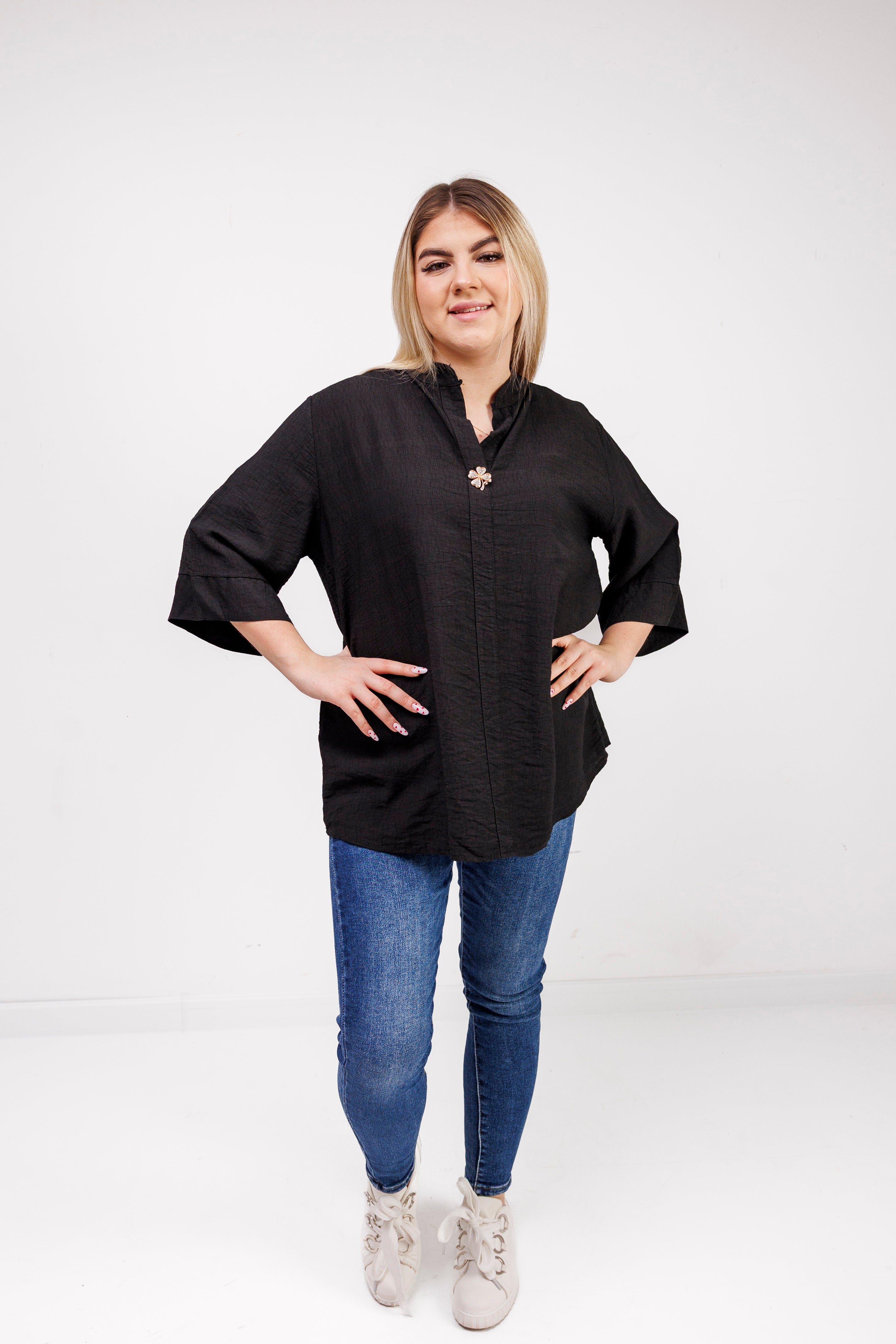 Wiskozowa bluzka z luźnym rękawem i dekoltem V Czarny