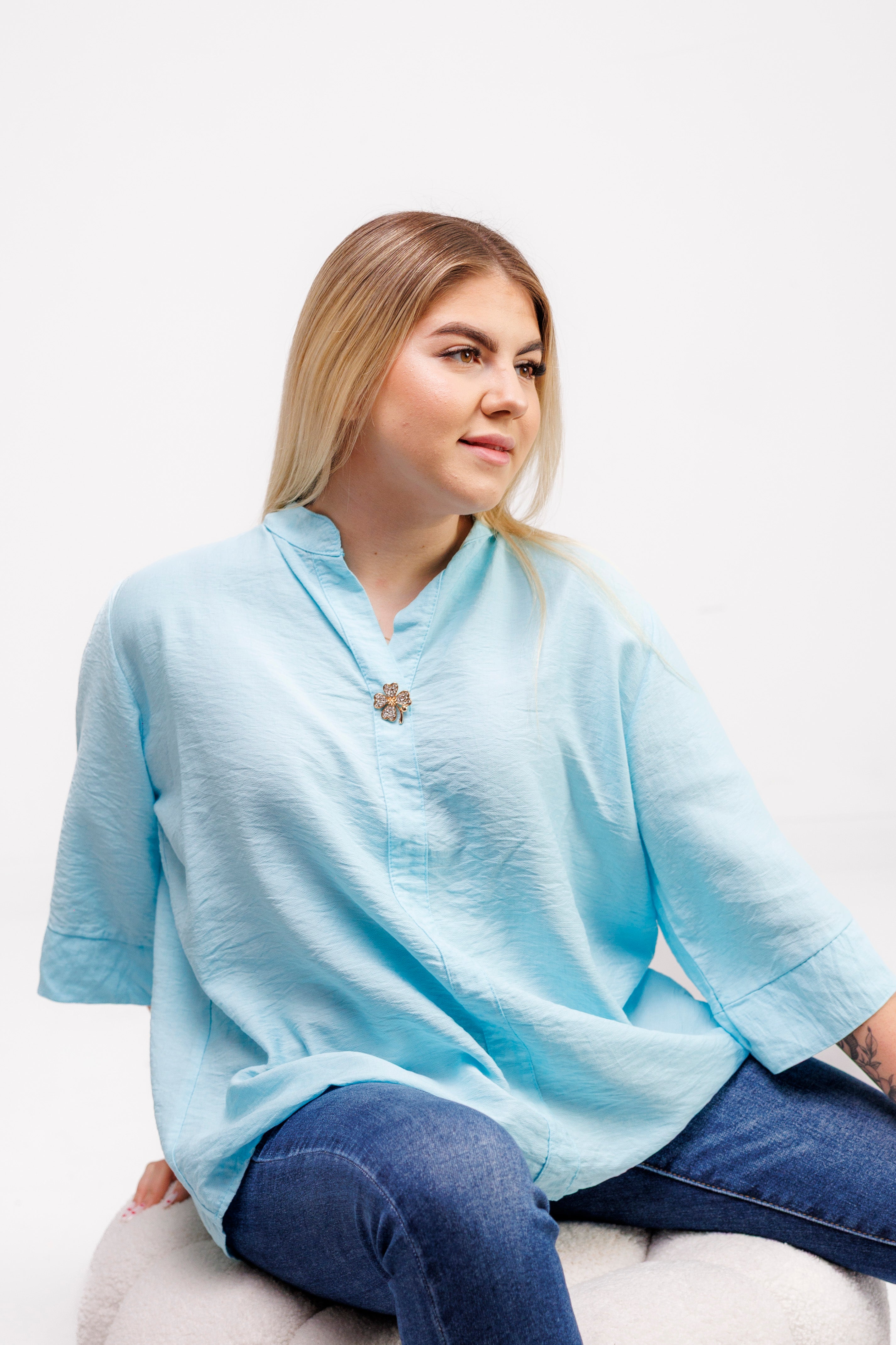 Wiskozowa bluzka z luźnym rękawem i dekoltem V Mięta