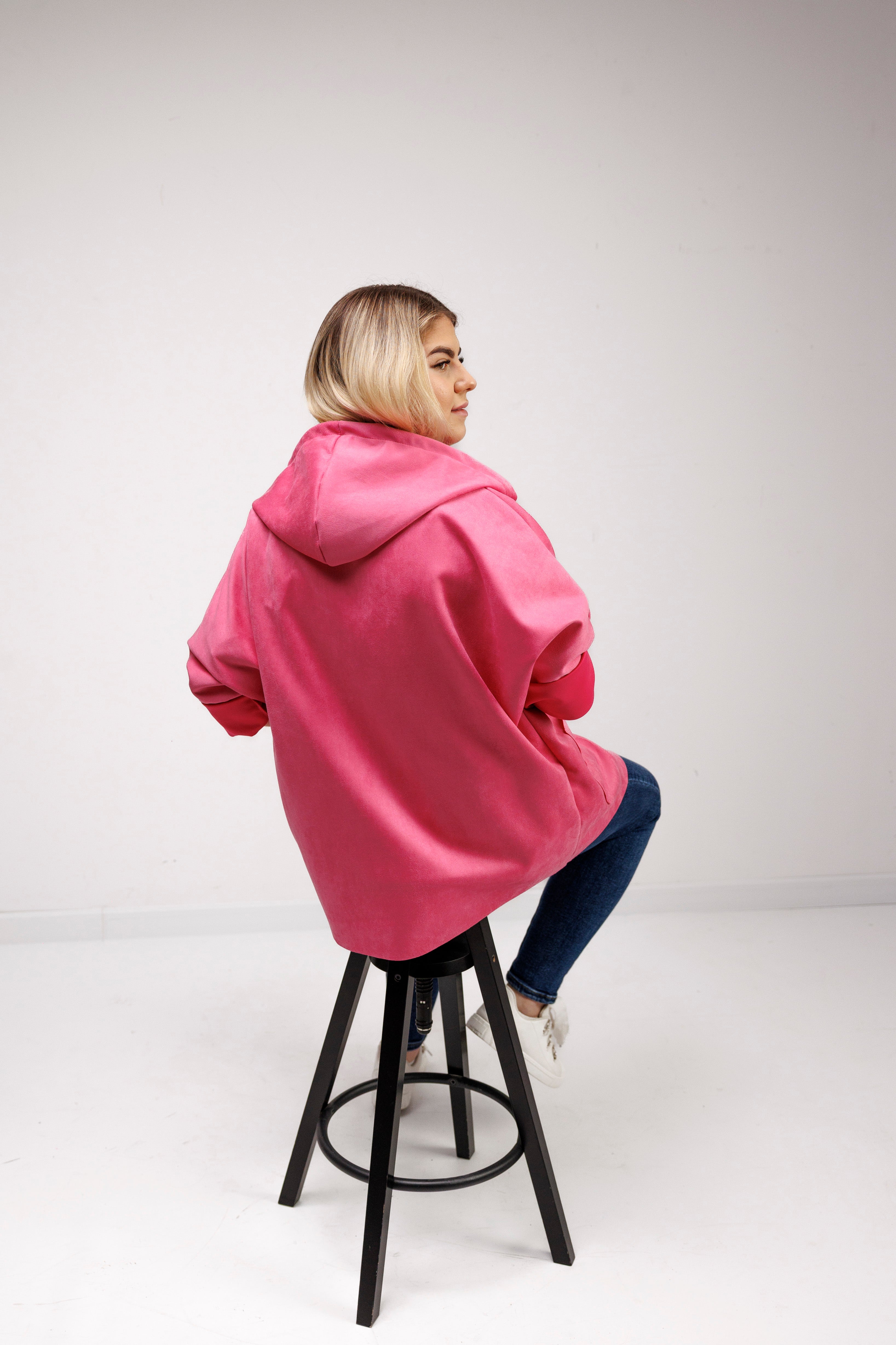 Katanka oversize z kapturem Fuksja